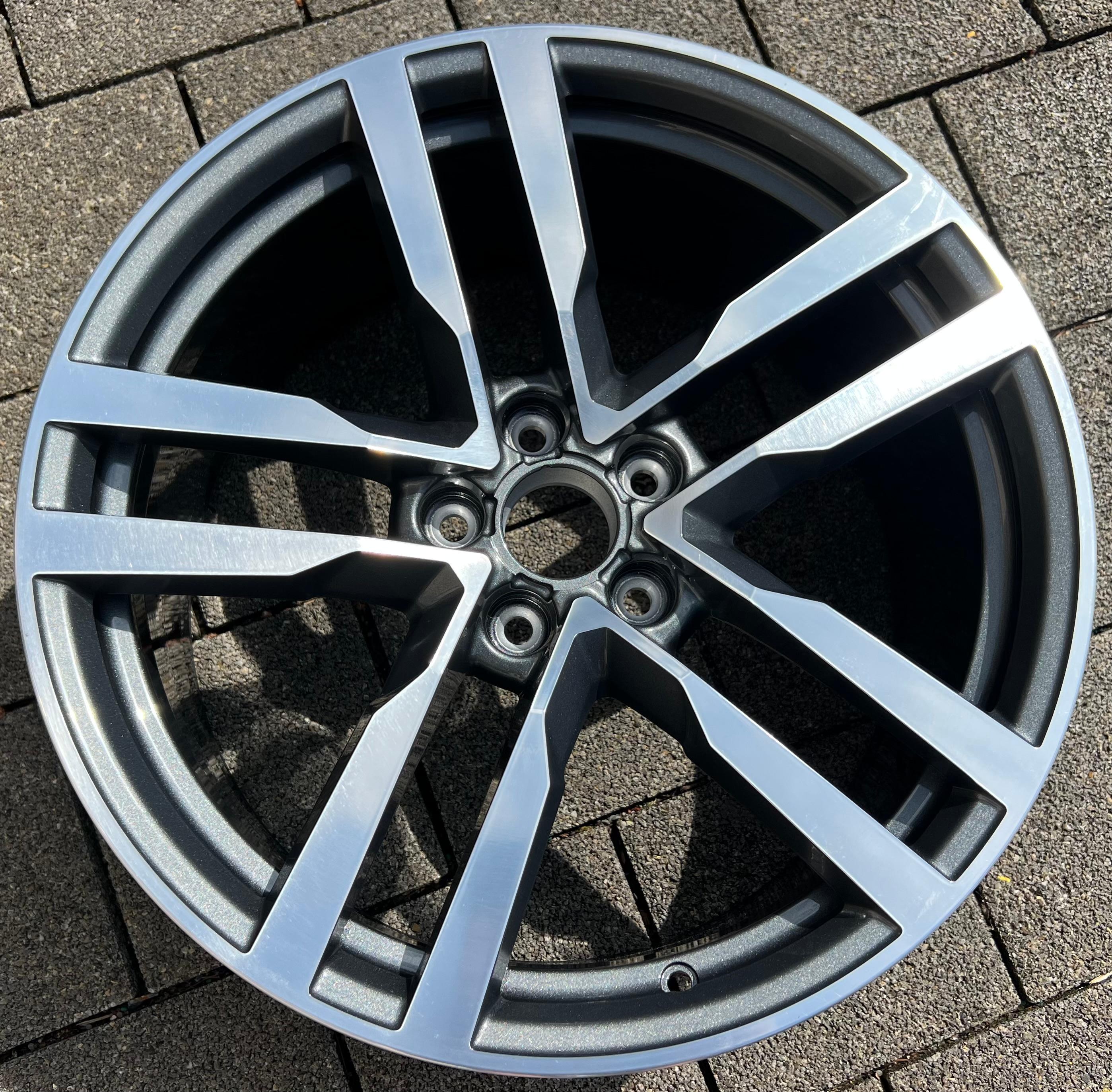 1 X ORIGINAL 19" ALUFELGE AUDI TT TTS 8S0601025F 9x19 ET52 FREIHAUS