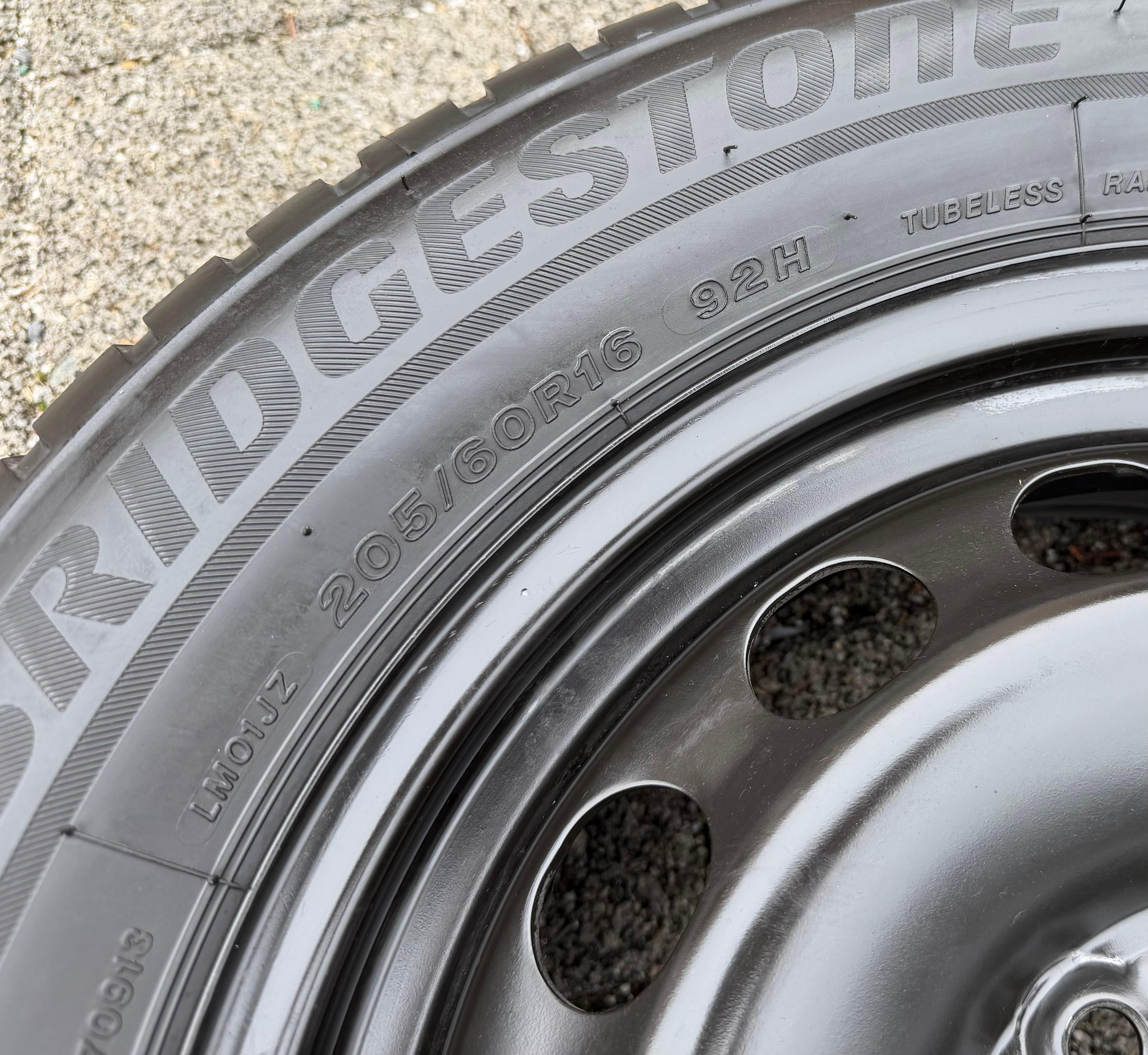 4 Winterräder Audi Q2 GA VW T-Roc Skoda Karoq 205/60R16 92H Bridgestone 5Q0601027AM