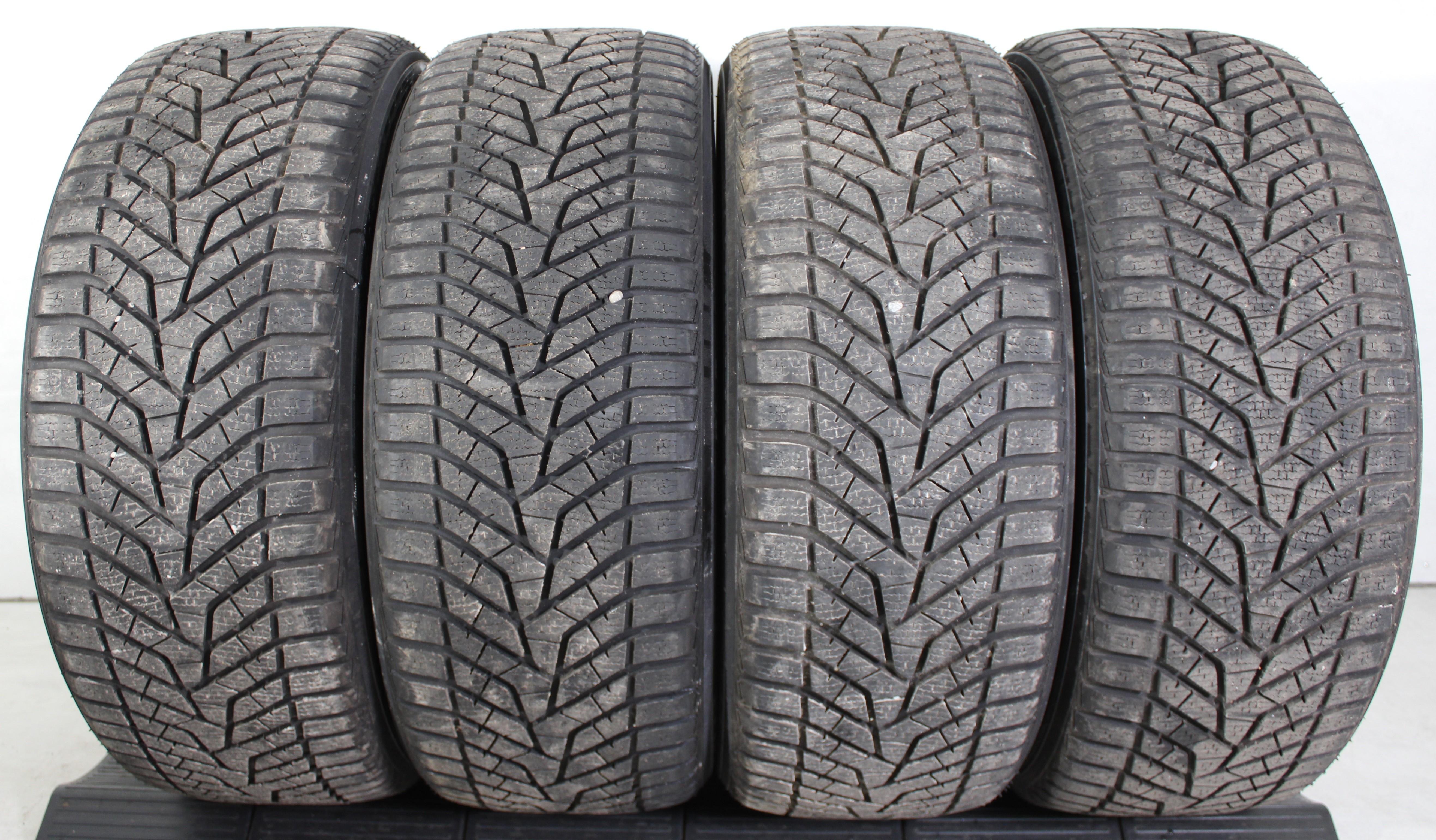 4 x 245/40R21 100V Winterreifen Yokohama BluEarth Winter V905 Volles Profil 1x2022/3x2024 XL
