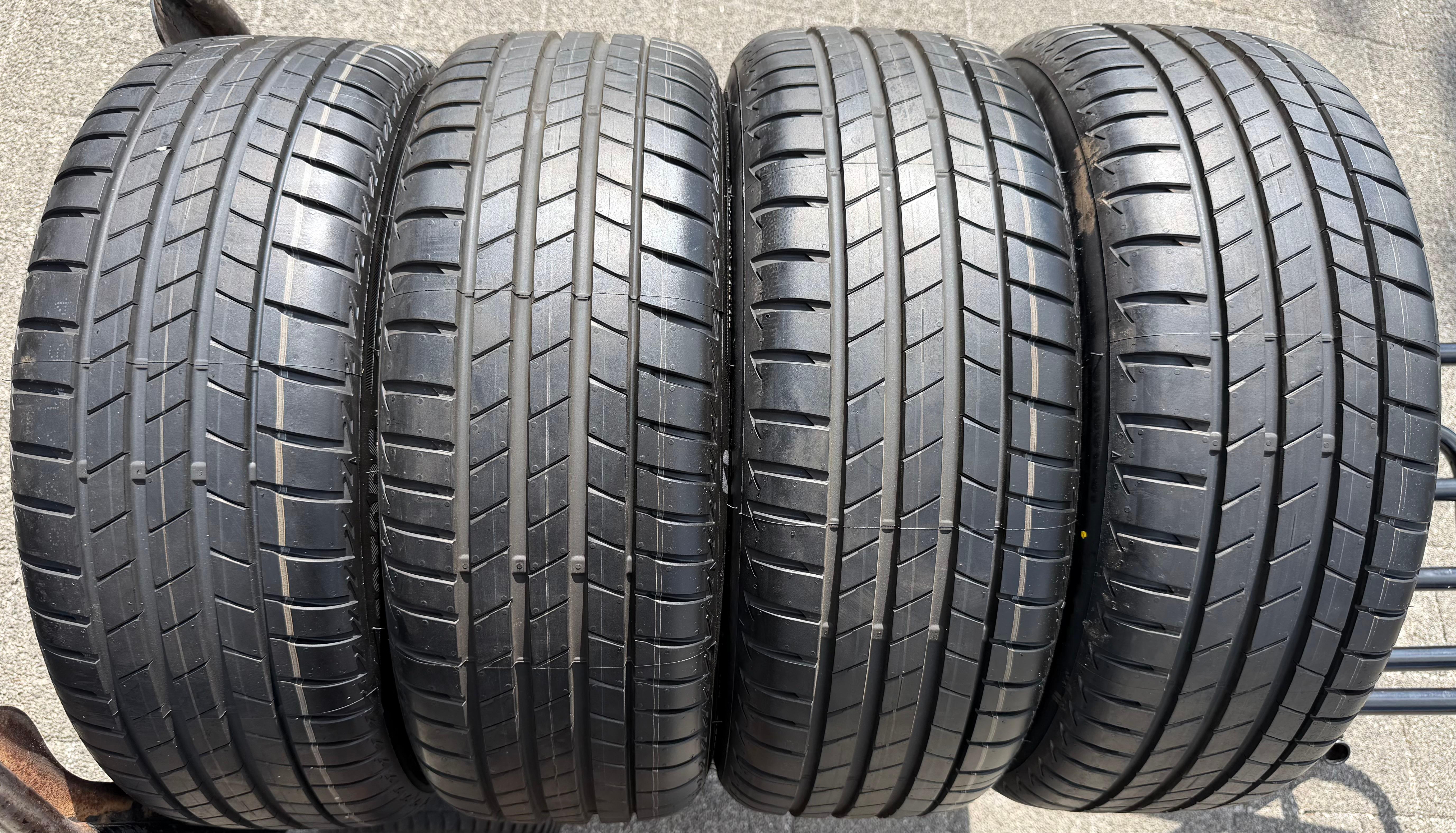 4 ruote estive originali in lega Audi A1 GB 82A601025B 195/55R16 91V Bridgestone