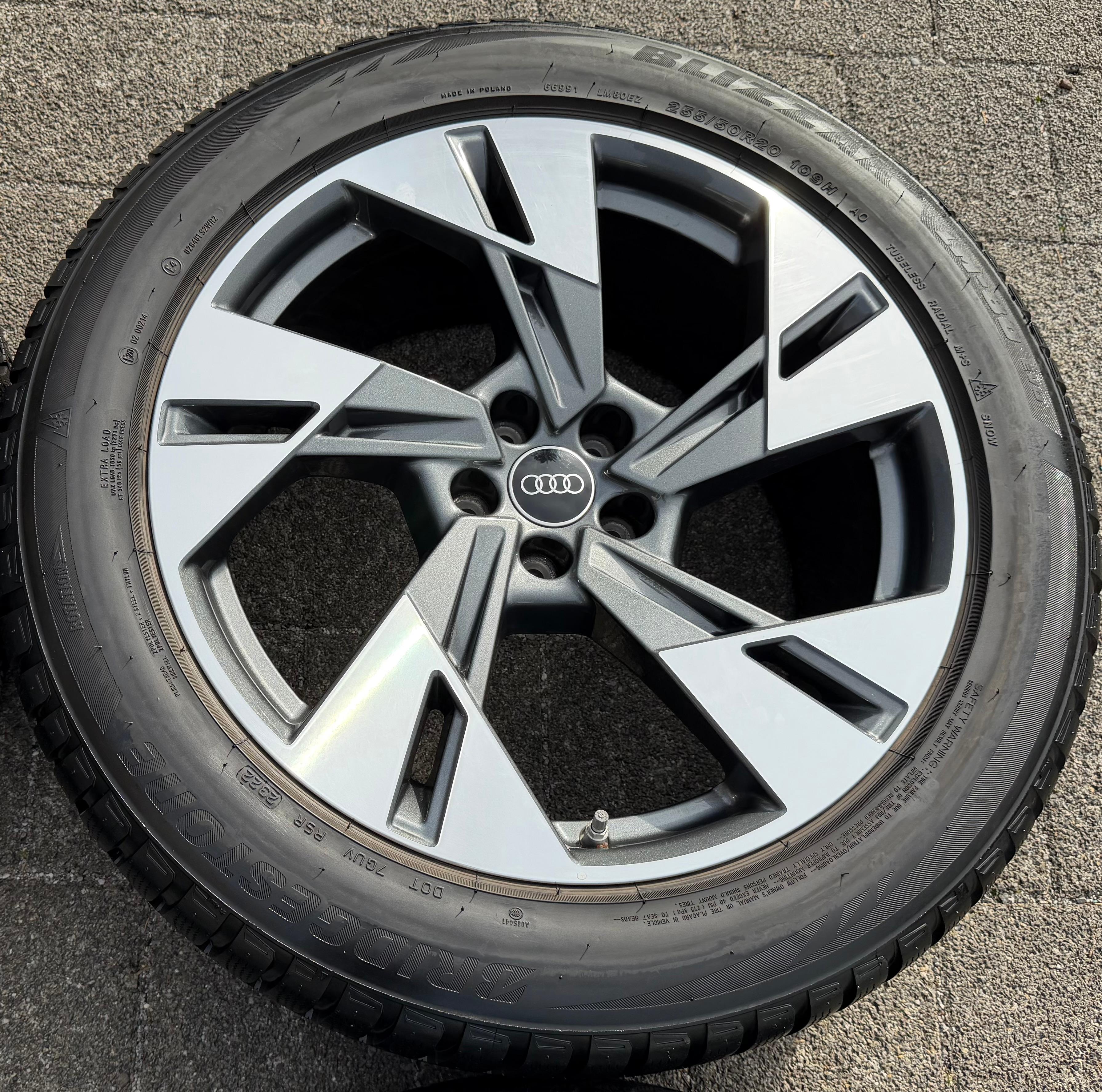 4 ORIGINAL 20" ALU WINTERRÄDER AUDI E-TRON Q8 ETRON 4KE601025T 255/50R20 109H