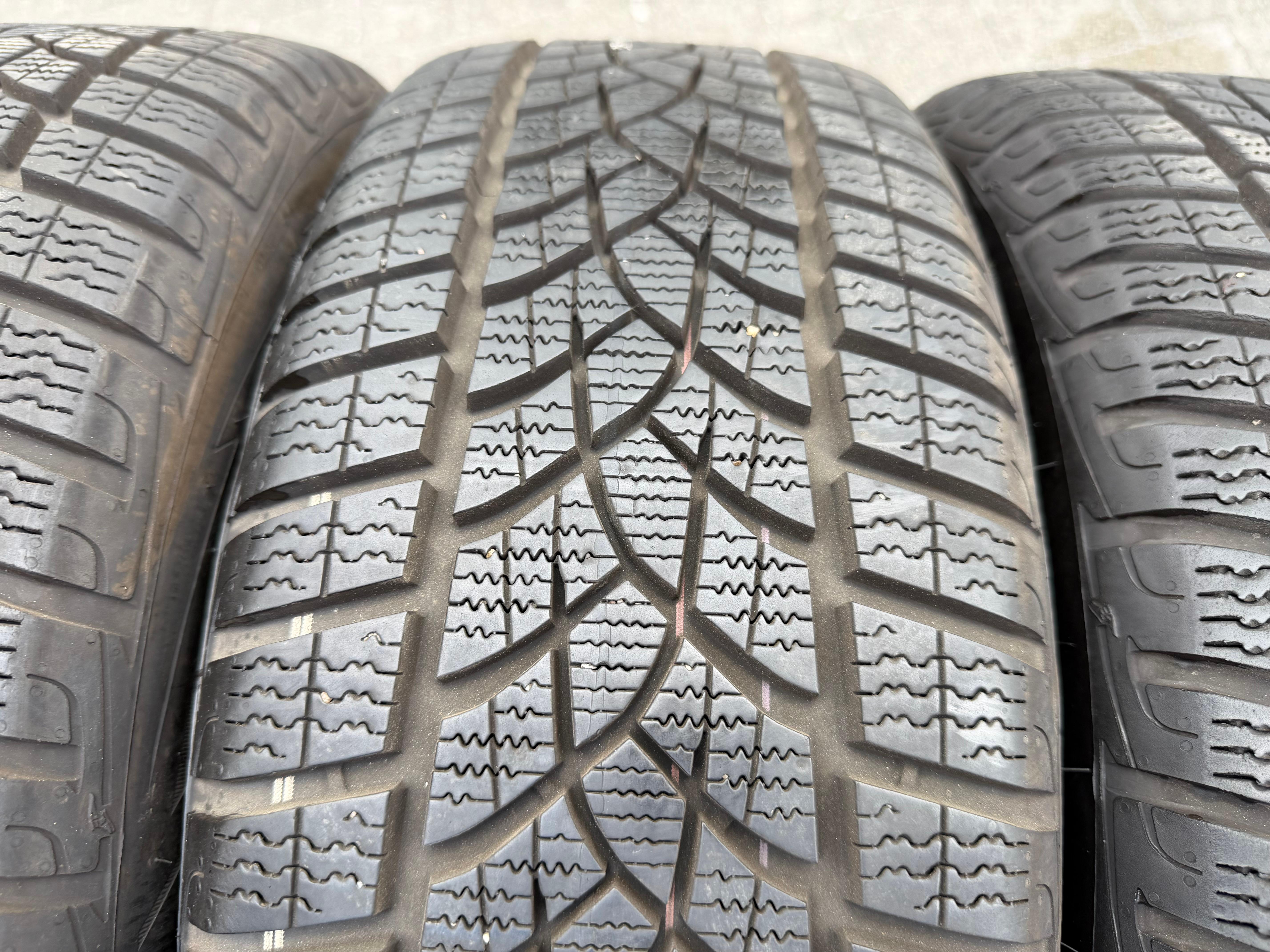 4 Winterräder Audi A3 8V Sportback Cabrio  205/55R16 91H Goodyear 8V0601027A