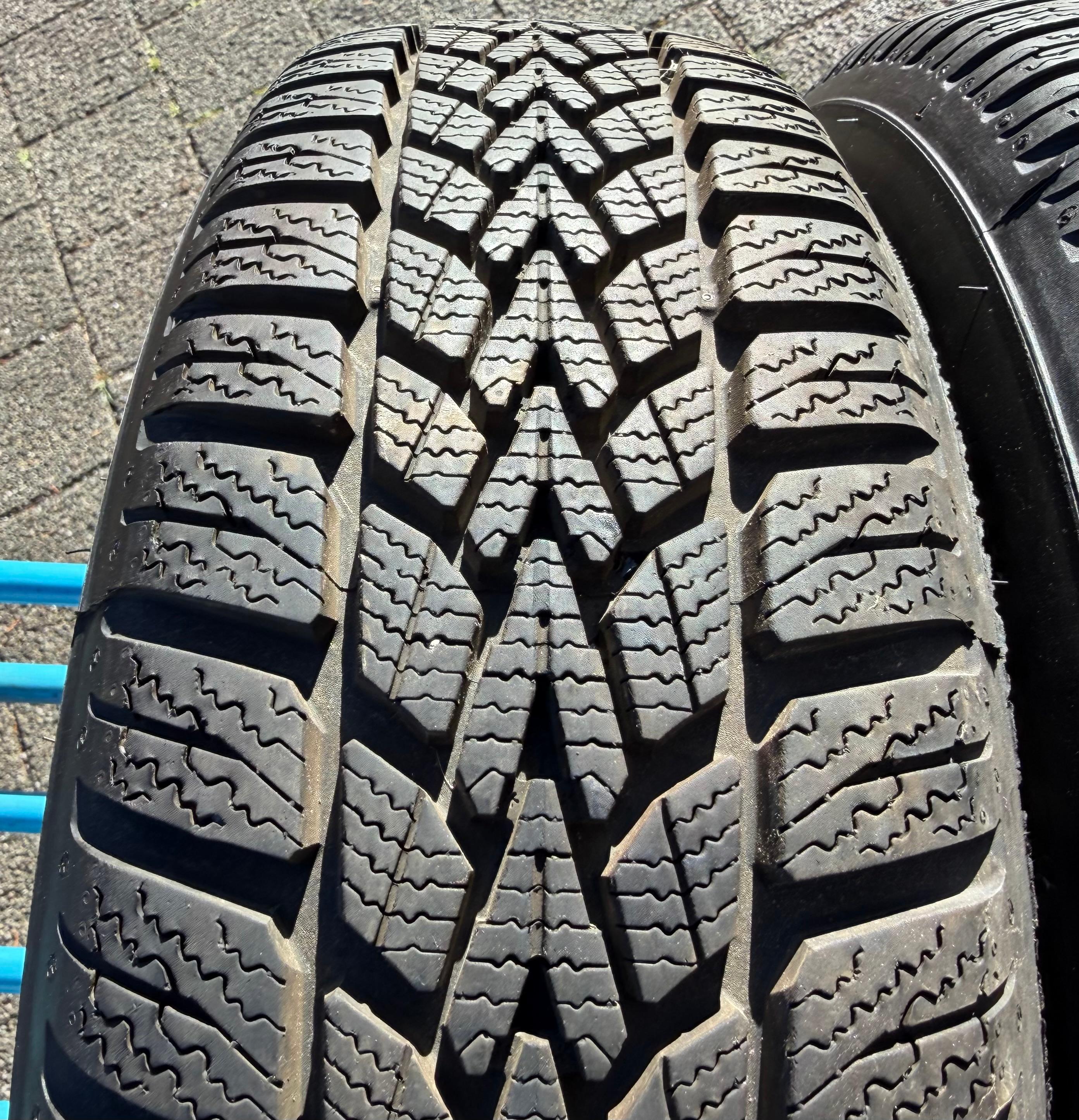 4 Original Winterräder Smart 453 165/65R15 81T 185/60R15 84T Dunlop RDKS 2025