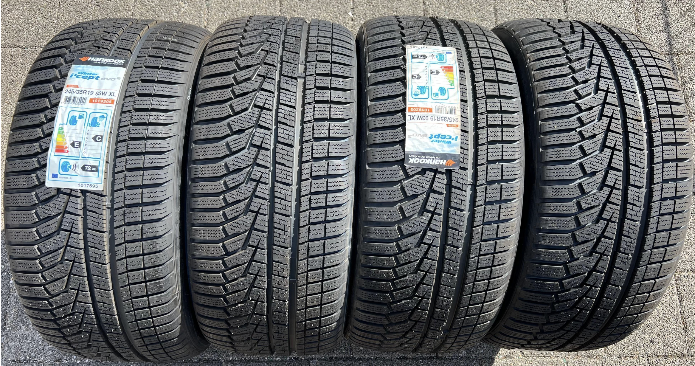 4 x 245/35R19 93W Winterreifen Hankook Winter I*Cept Evo 2 NEU 2019