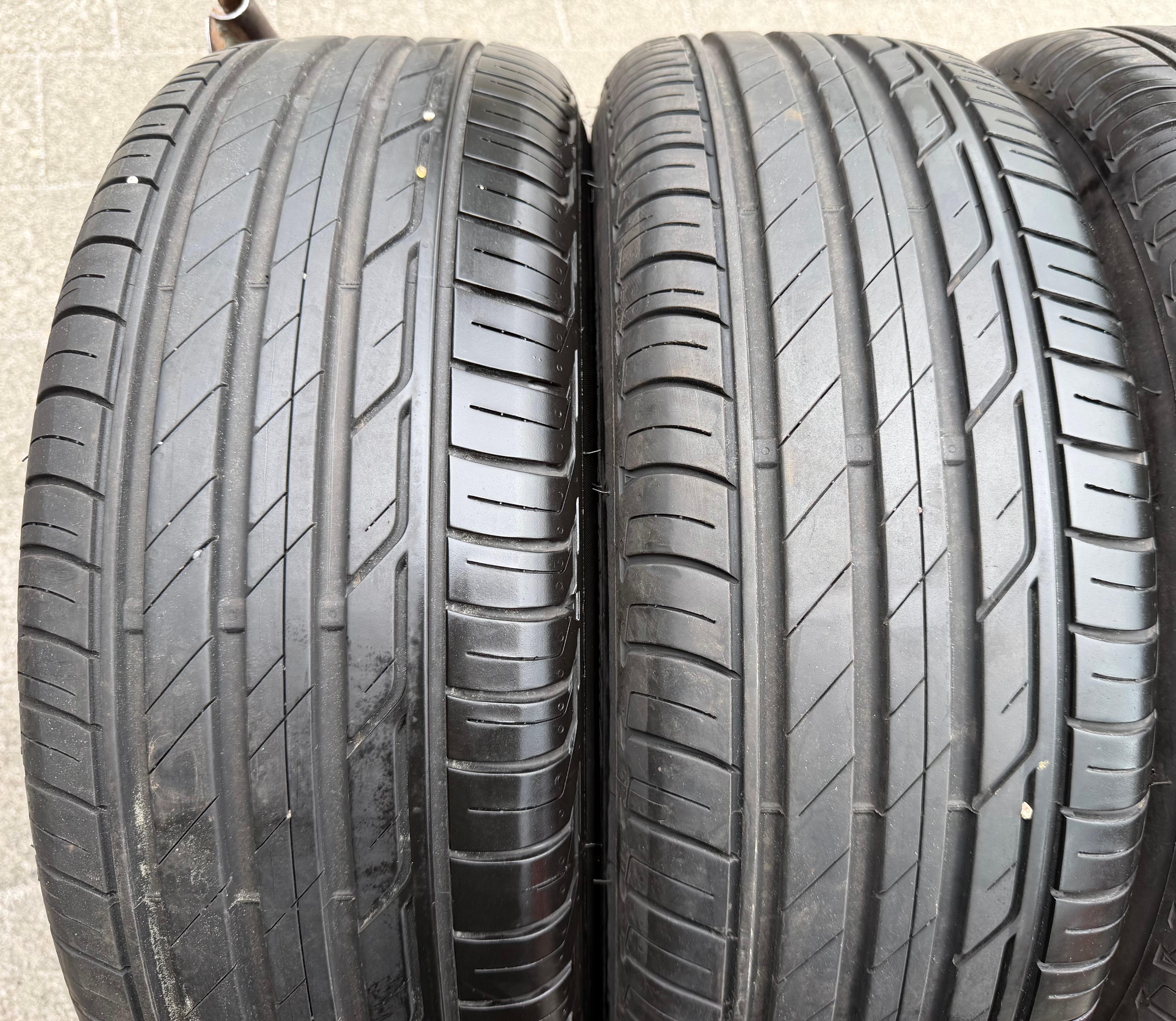 4 x 205/60R16 92V pneus été Bridgestone Turanza T001 7 mm 2022