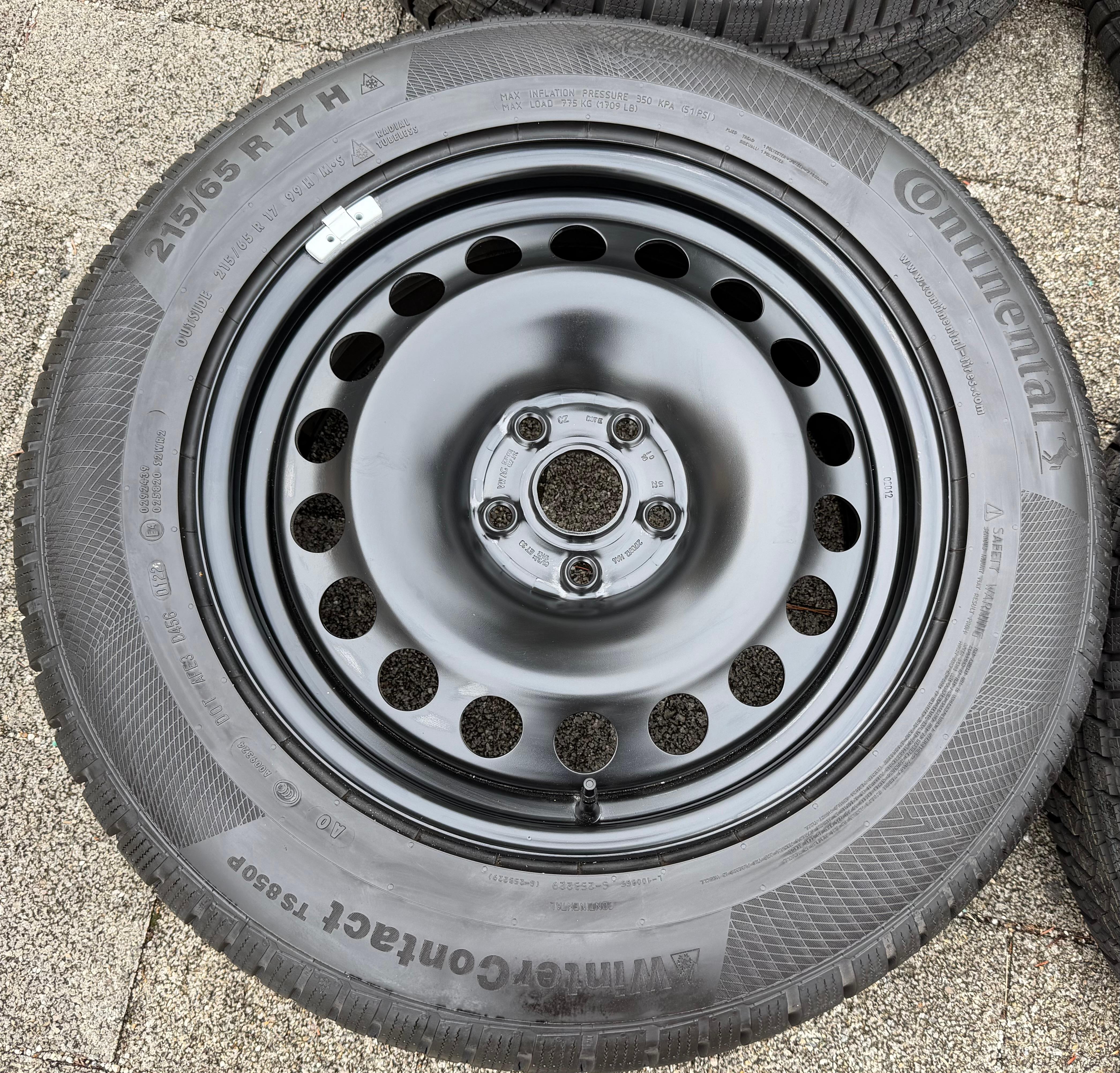4 Winterräder Audi Q3 F3 Seat Tarraco Skoda Kodiaq VW Tiguan II 5NA 215/65R17 99H Continental