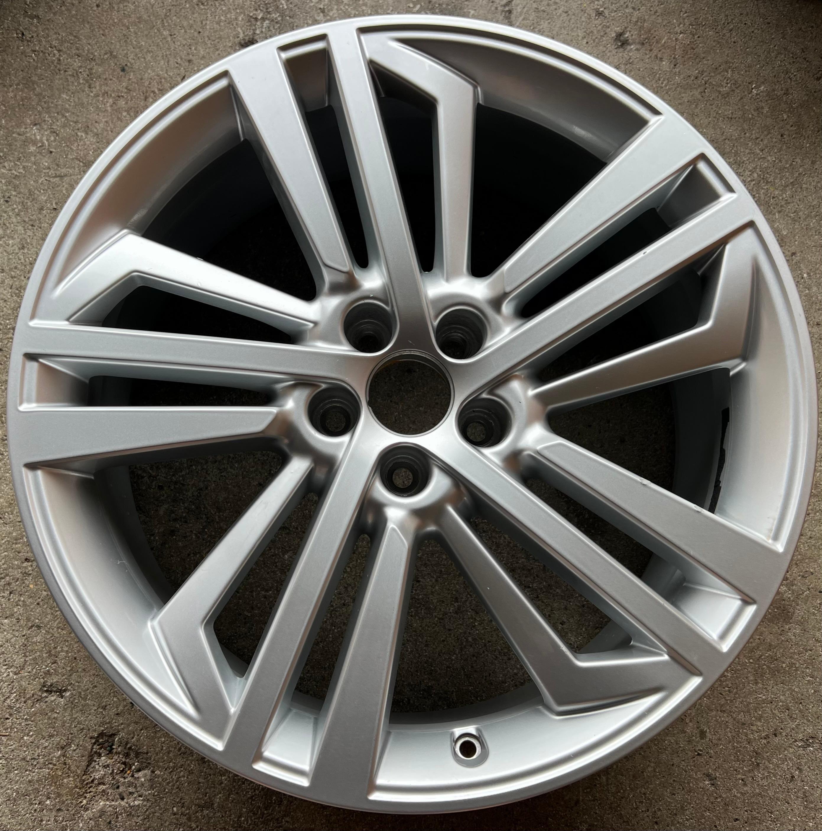 1 X ORIGINAL 20" ALUFELGE FELGE 80A601025L AUDI Q5 SQ5 FY 8x20 ET39 FREIHAUS