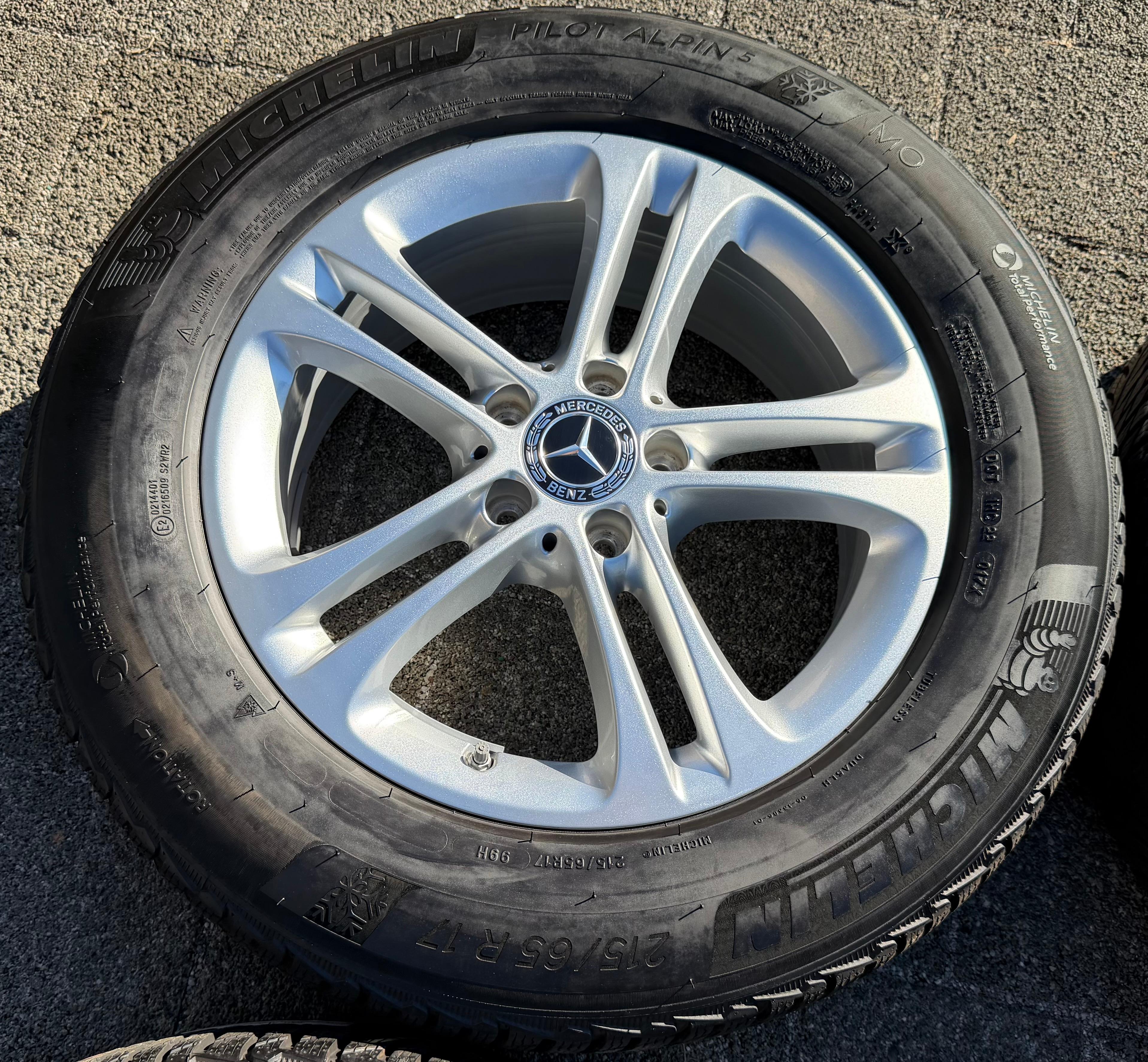 4 Original 17" Alu Winterräder Mercedes GLA H247 GLB X247 215/65R17 99H RDKS 2024