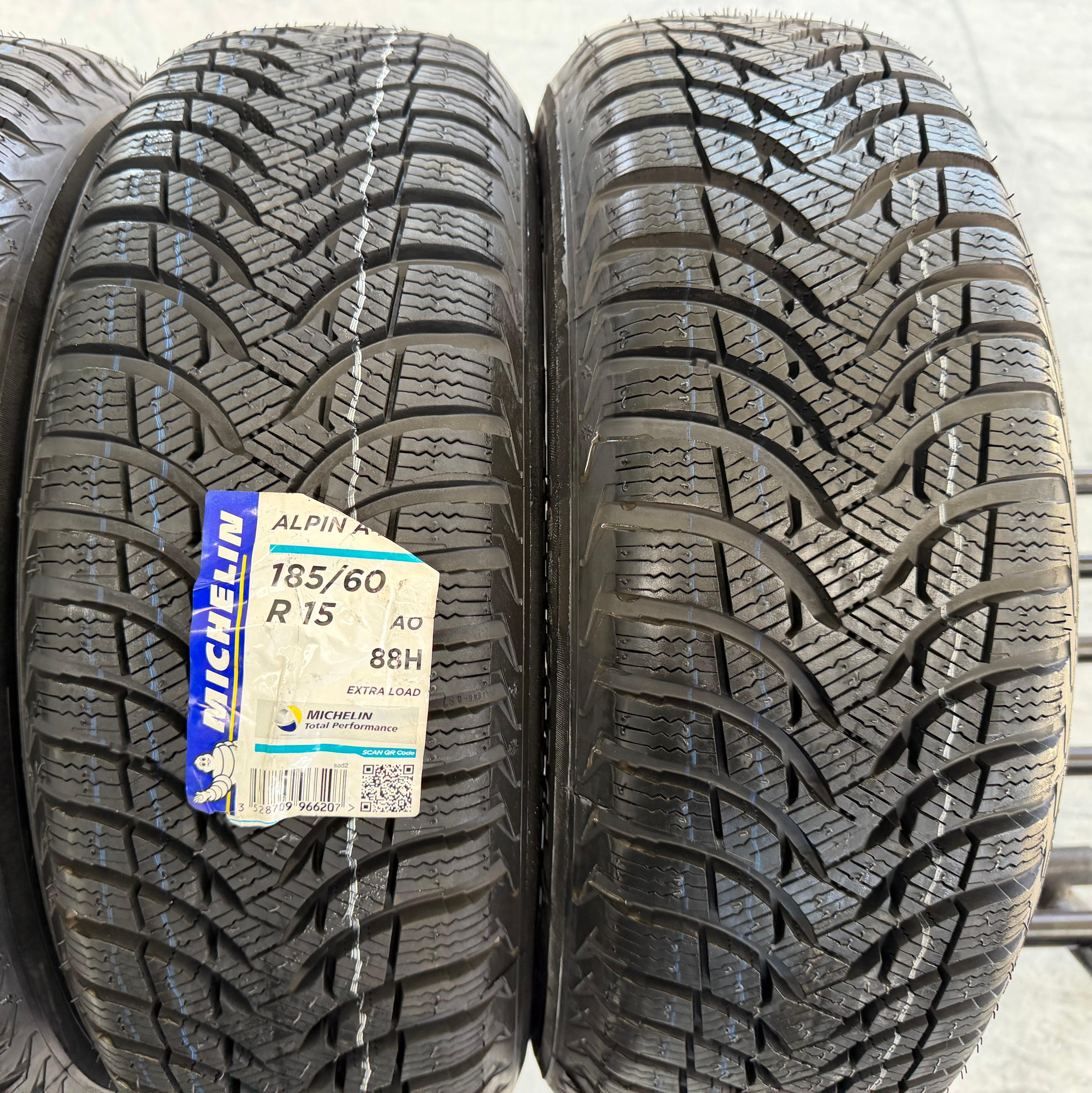 4 Original Alu Winterräder Audi A1 8X 8X0071495 185/60R15 88H Michelin