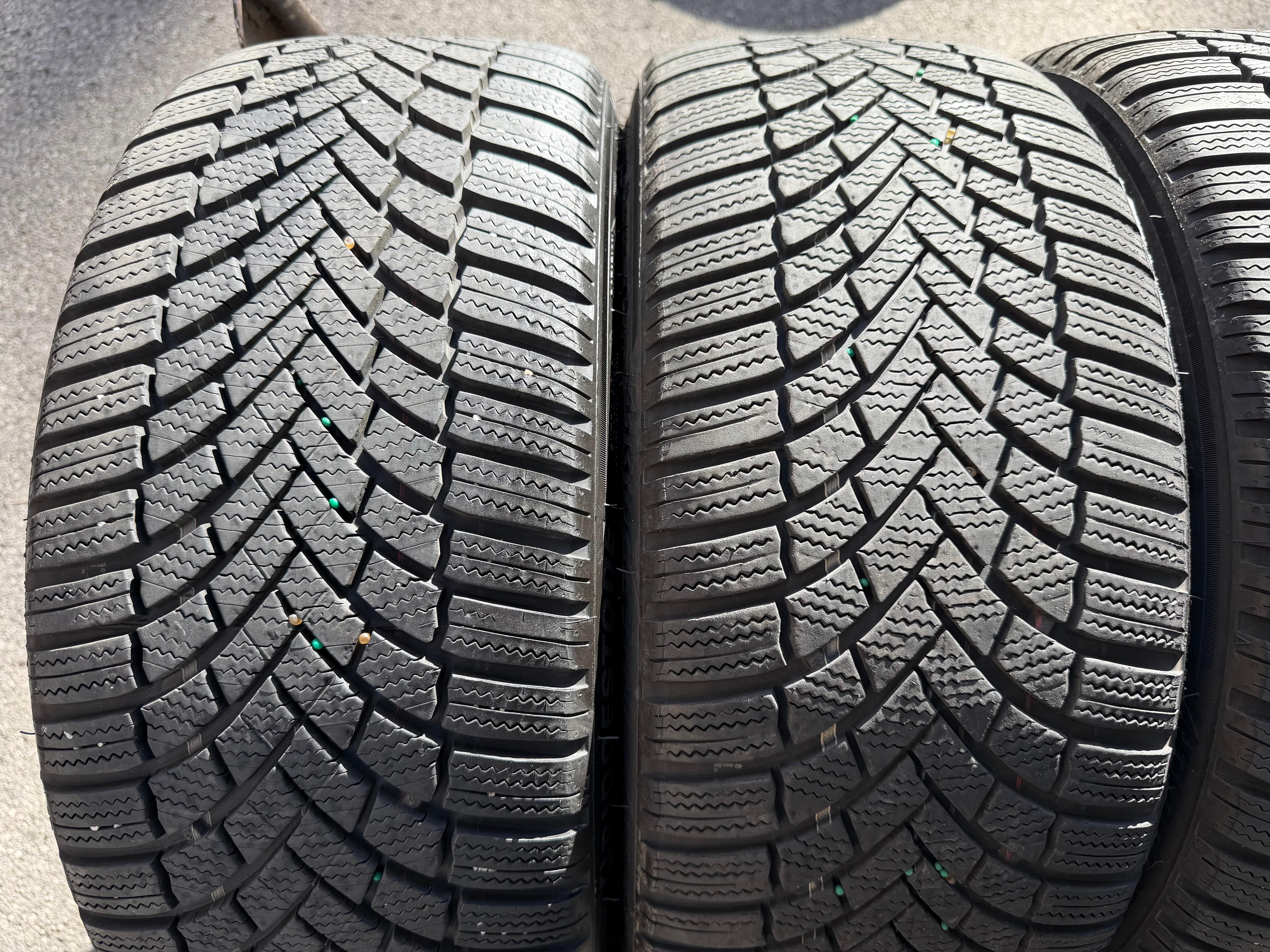 4 ruedas de invierno de aluminio originales de 18" Audi A3 S3 8Y 8Y0601025CP 225/40R18 92V 2025