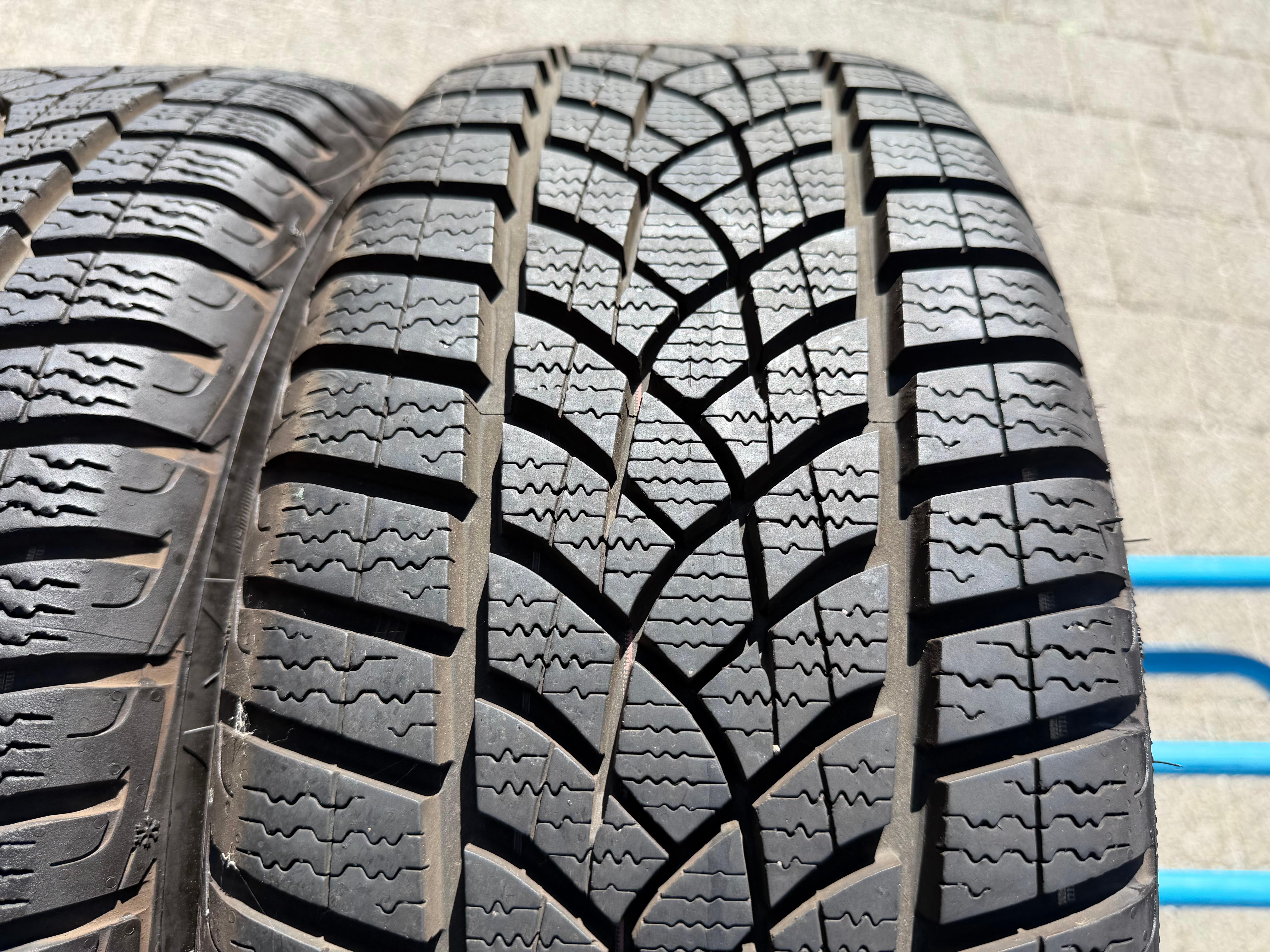4 Original Alu Winterräder Audi A3 8Y 8Y0071496 205/55R16 91H Goodyear
