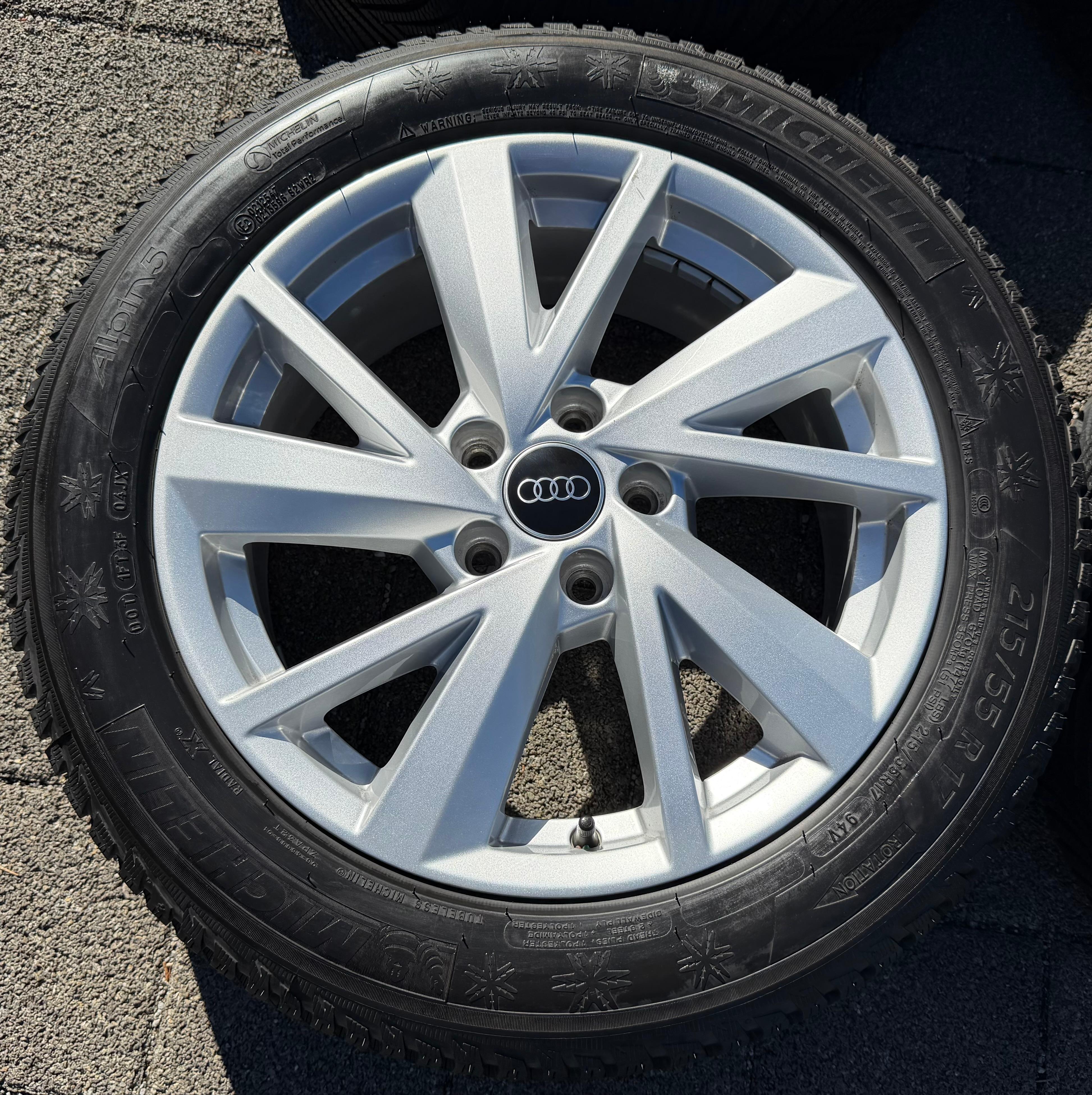 4 Original 17" Alu Winterräder Audi Q2 GA 215/55R17 94V Michelin 8MM 2023