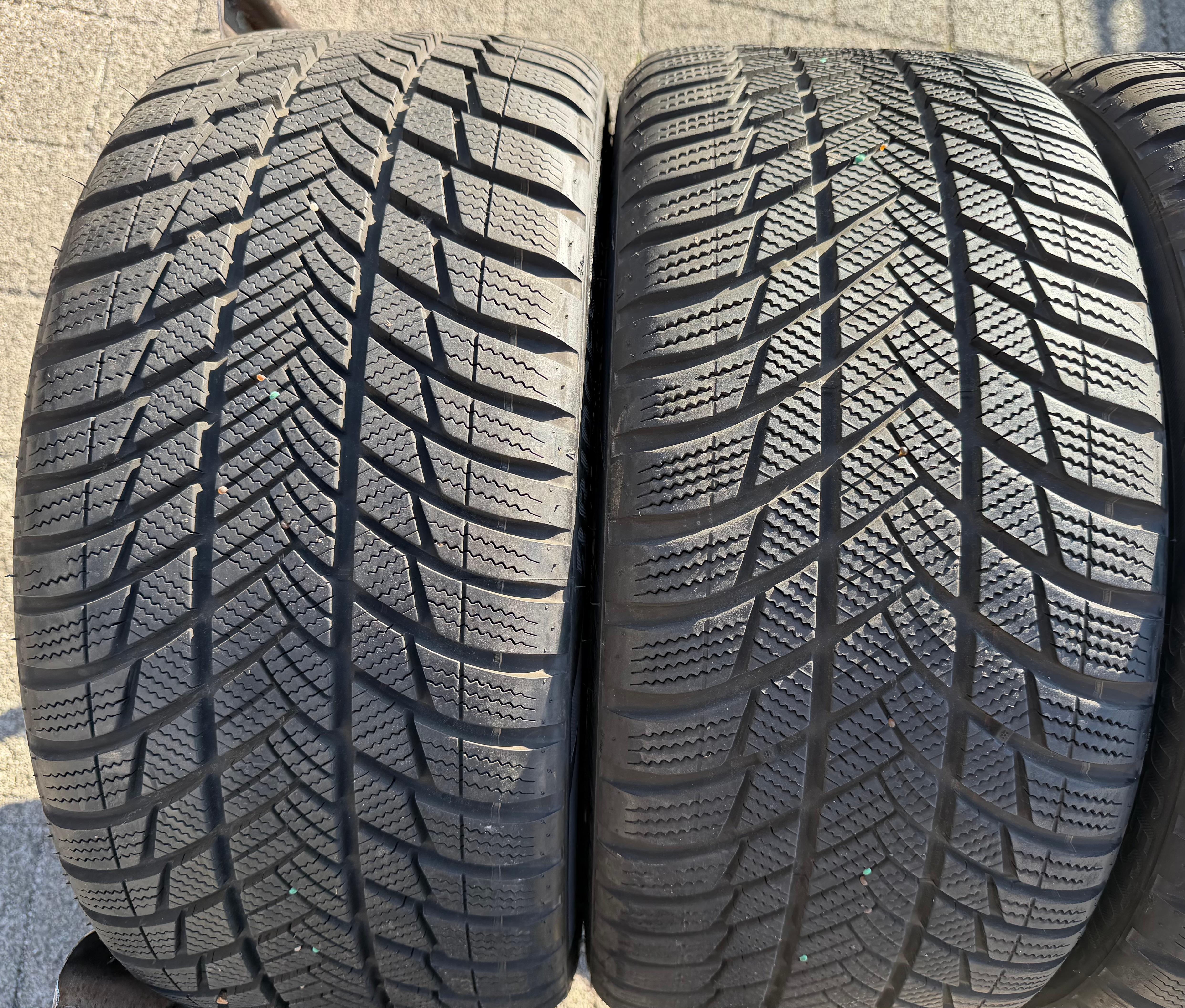 4 roues hiver en aluminium d’origine 18" Audi TT TTS 8S 8S0601025AN 245/40R18 93V Bridgestone