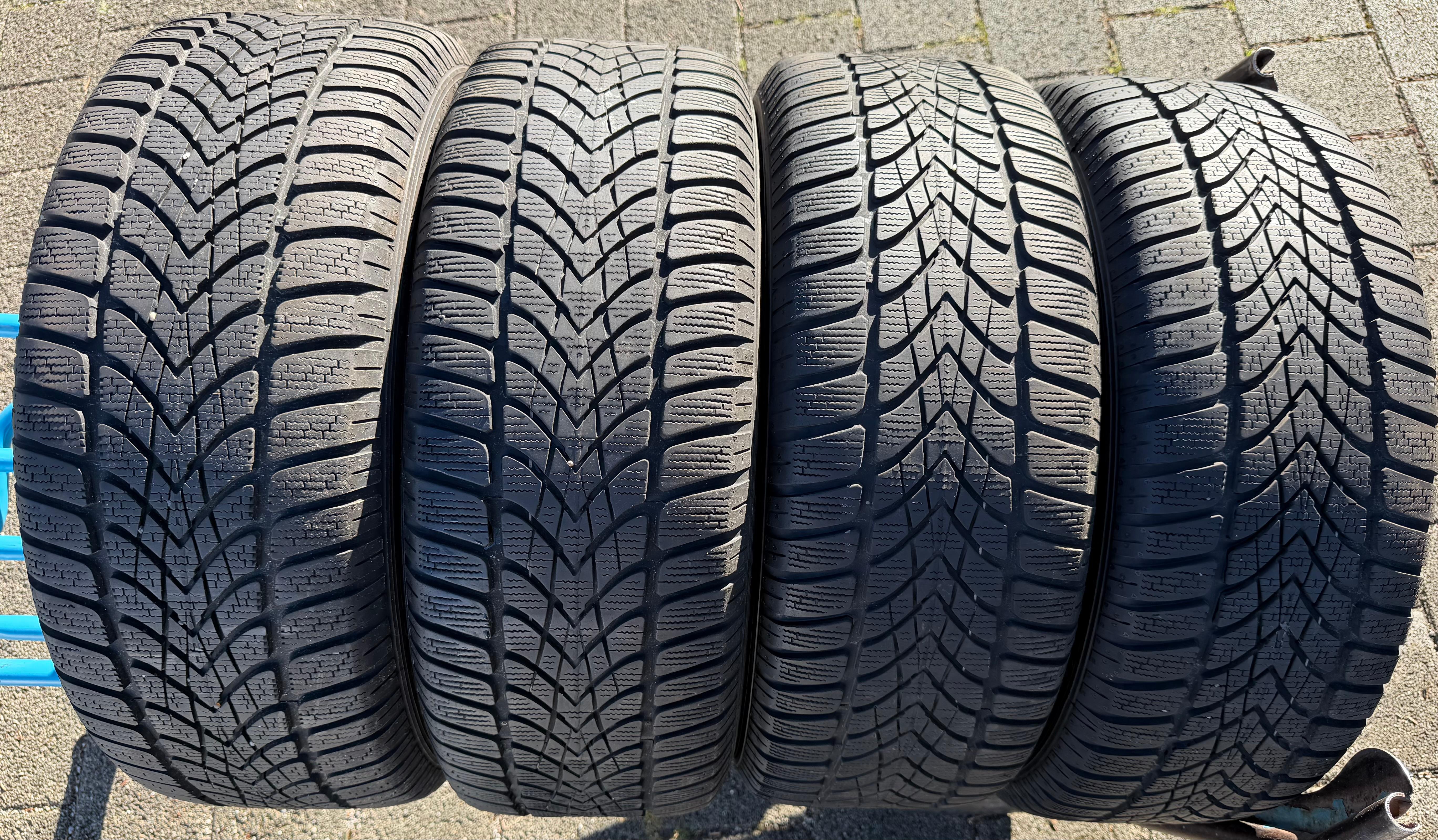 4 Original 17" Alu Winterräder Audi A4 B9 8W 8W0601025P 225/50R17 98H Dunlop 2024