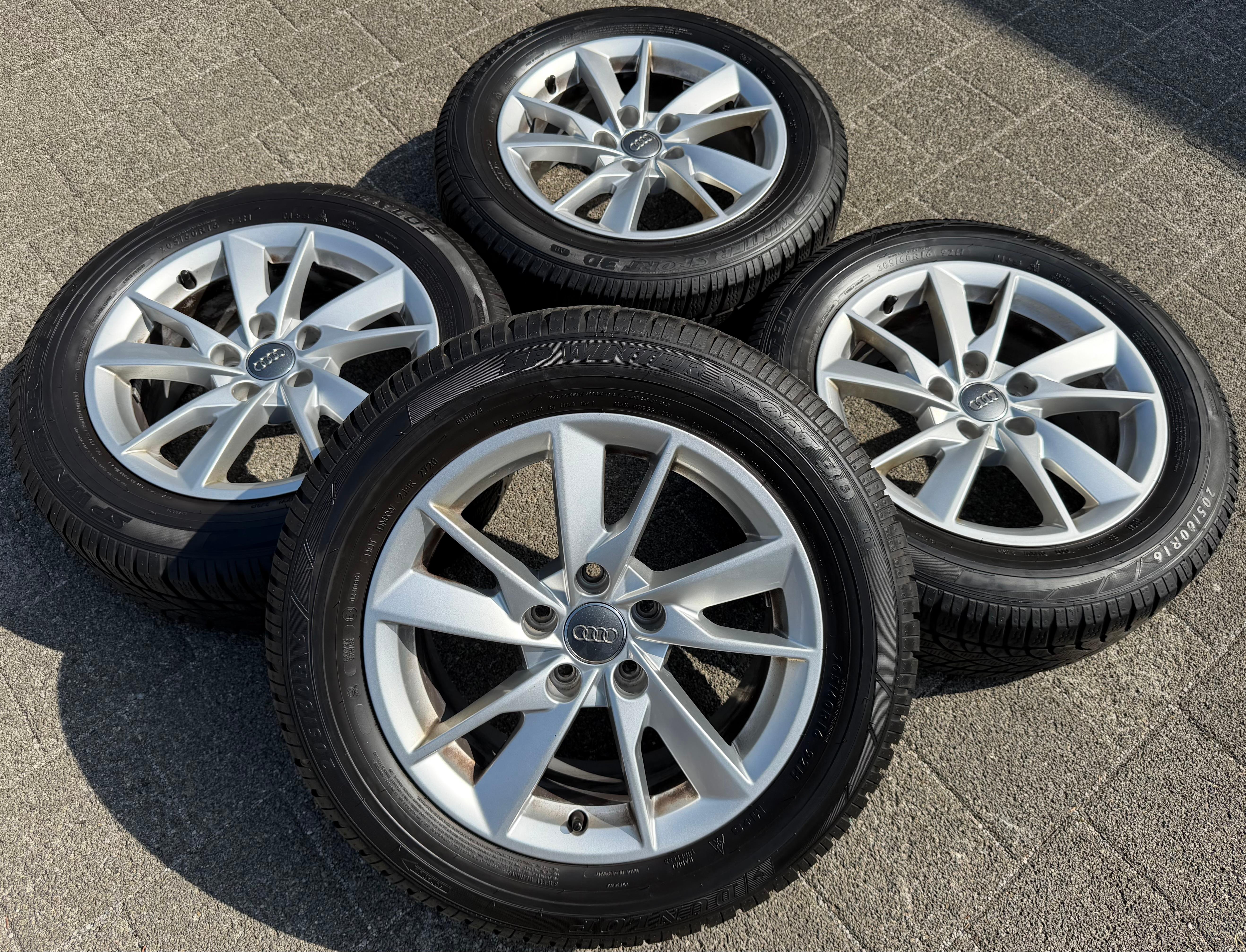 4 Original Alu Winterräder Audi A4 8W B9 8W0601025A 205/60R16 92H Dunlop