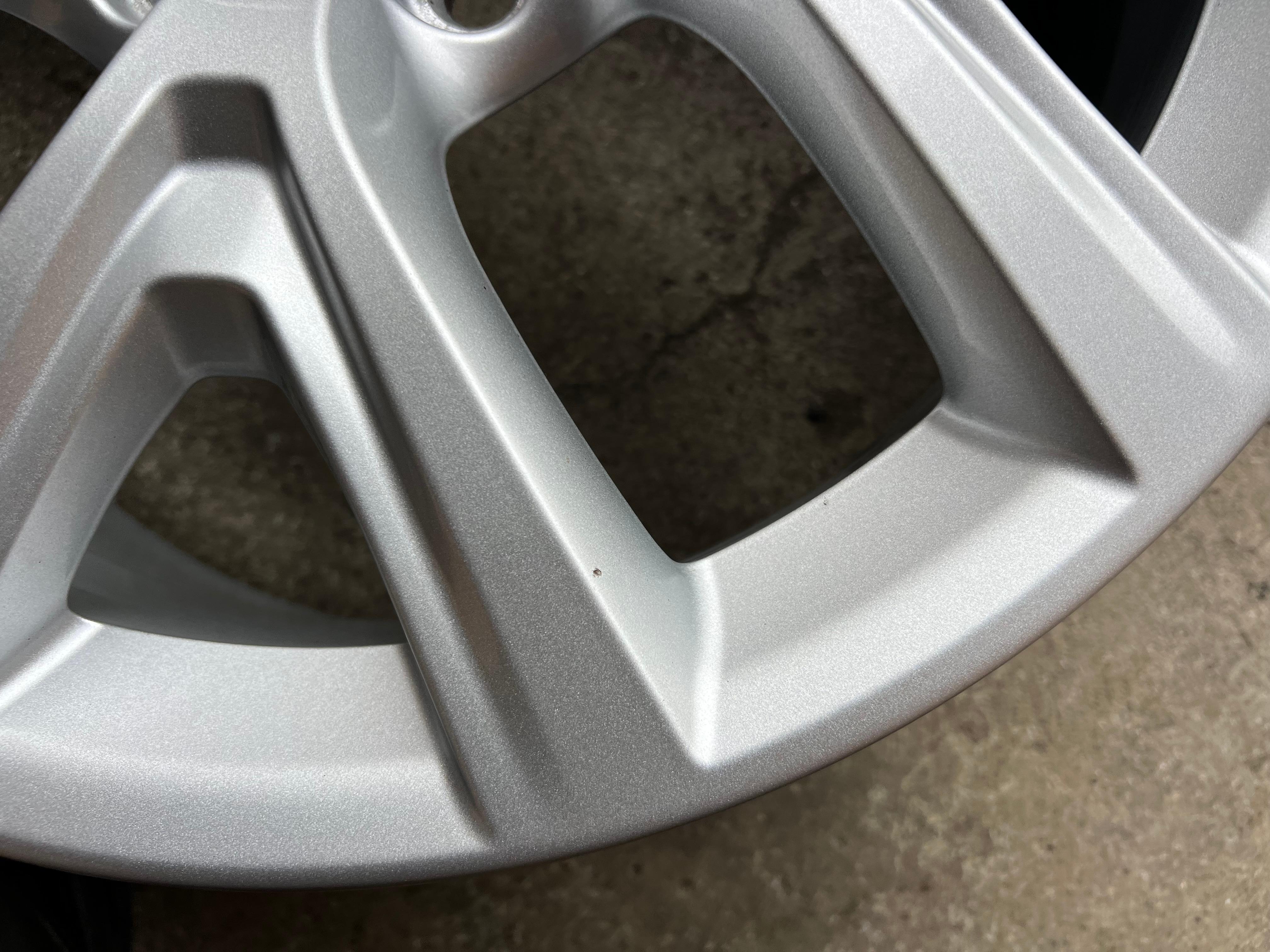 4 CERCHI ORIGINALI IN ALLUMINIO DA 17" BMW X1 F48 X2 F39 6856076 STYLING 574 RDKS CONSEGNA GRATUITA