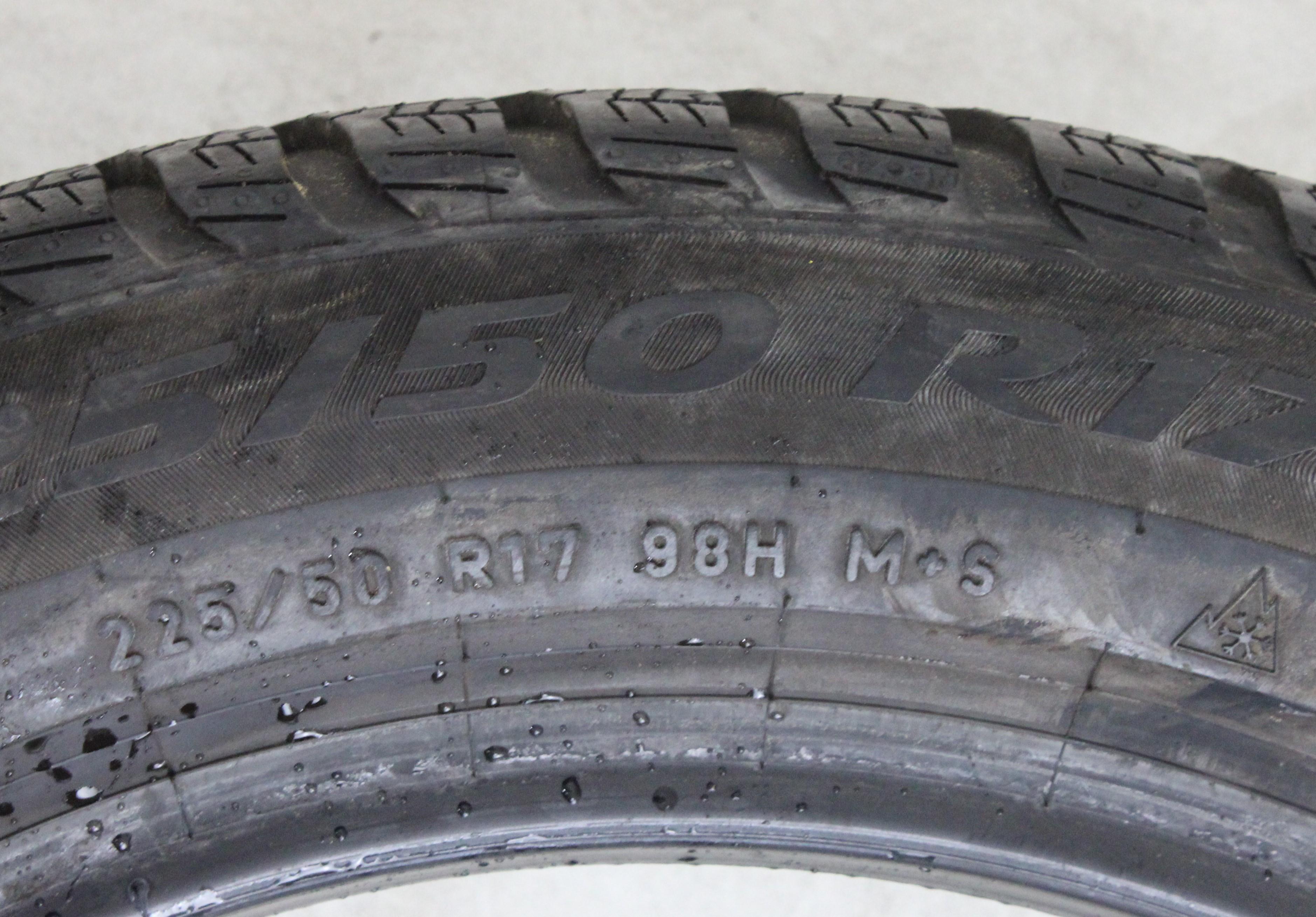 2 x 225/50R17 98H Winterreifen Pirelli Sottozero 3 MO 7mm 2021
