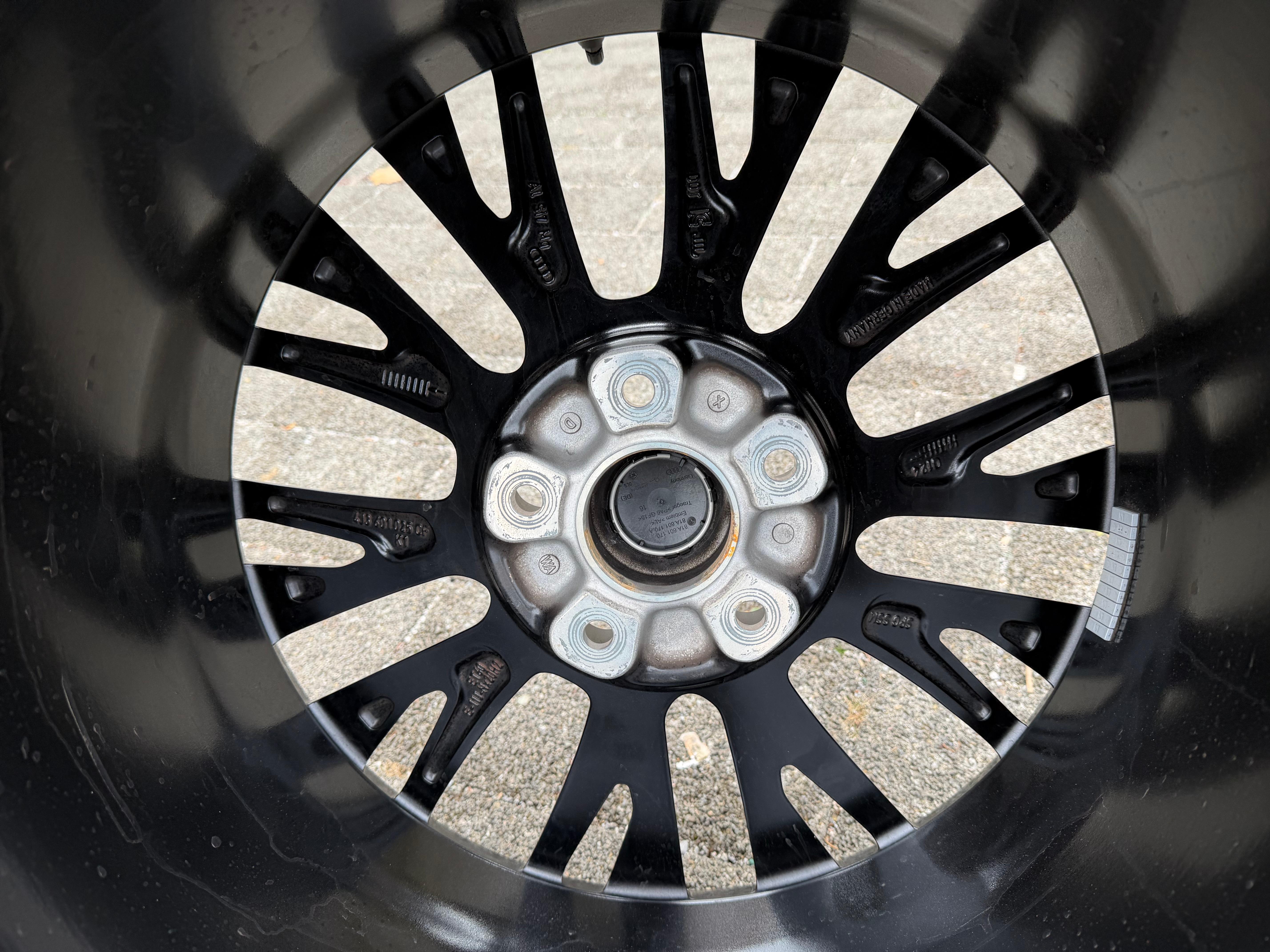 4 RUEDAS DE INVIERNO ORIGINALES DE ALEACIÓN DE 20" PARA AUDI ETRON E-TRON GT 4J3601025CE 4J3601025CF