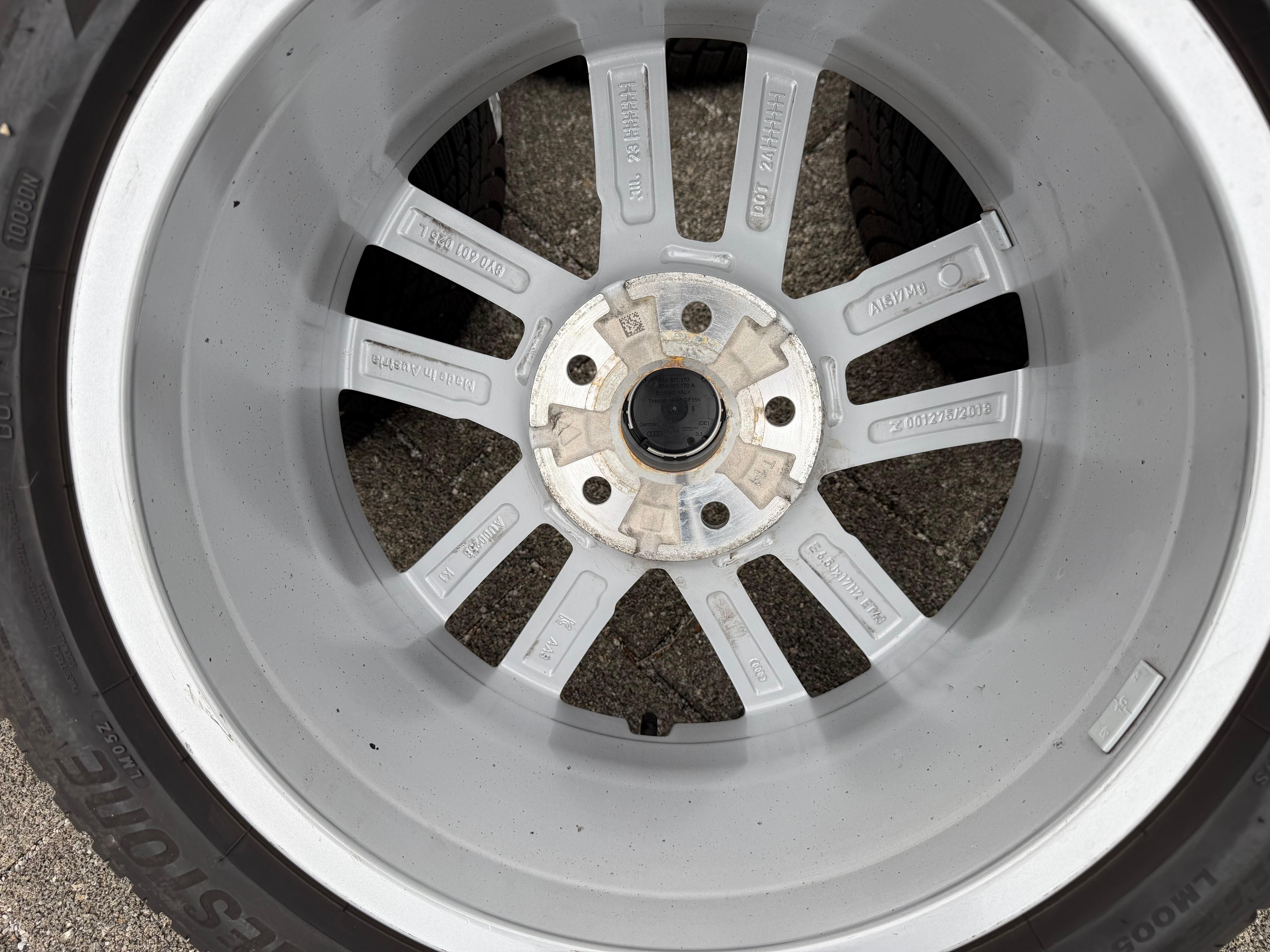 4 Original 17" Alu Winterräder Audi A3 S3 8Y 8Y0601025L 205/50R17 93H Bridgestone 2022