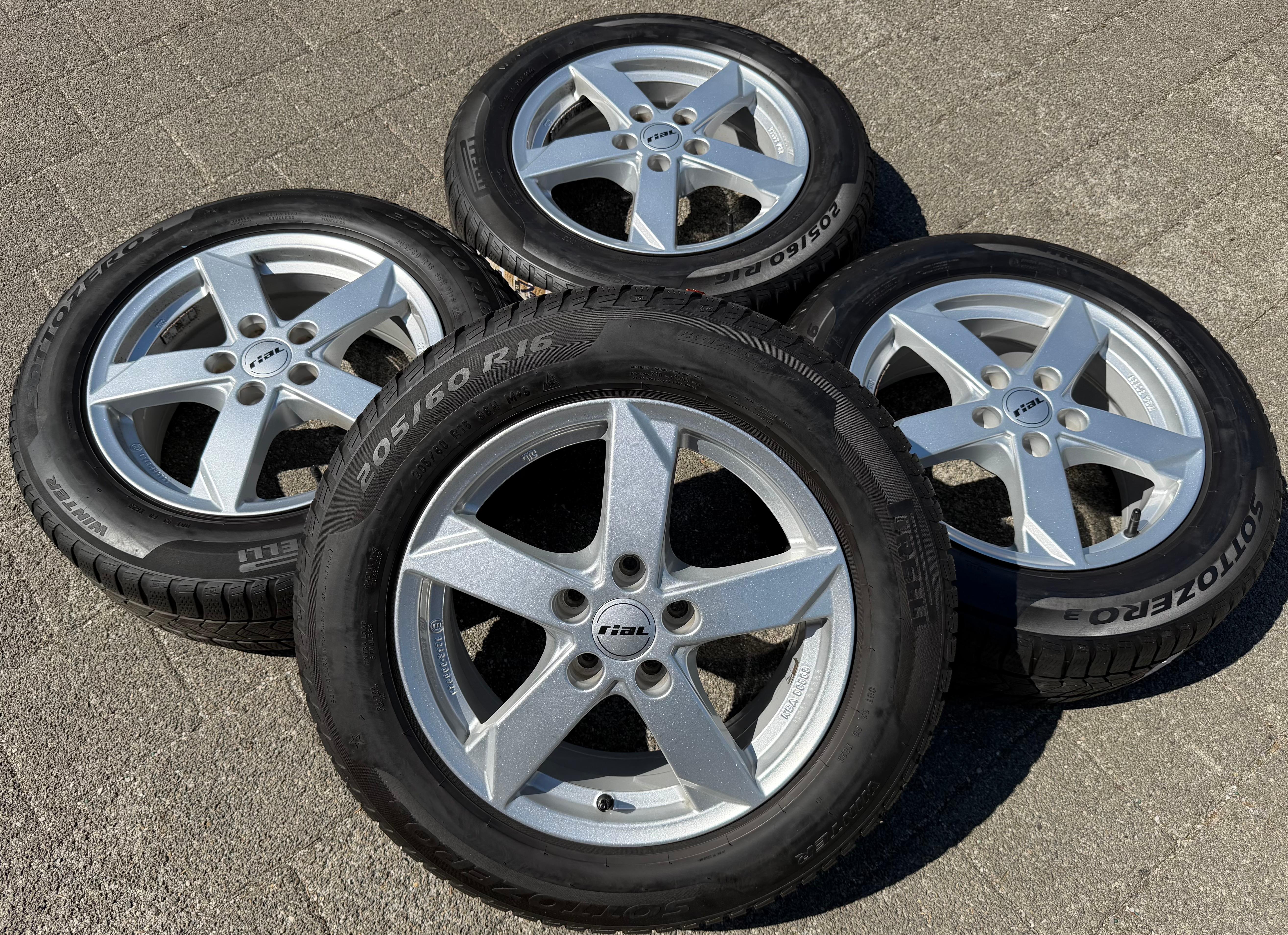 4 Alu Winterräder Ford Focus IV DEH 205/60R16 92H Pirelli RDKS