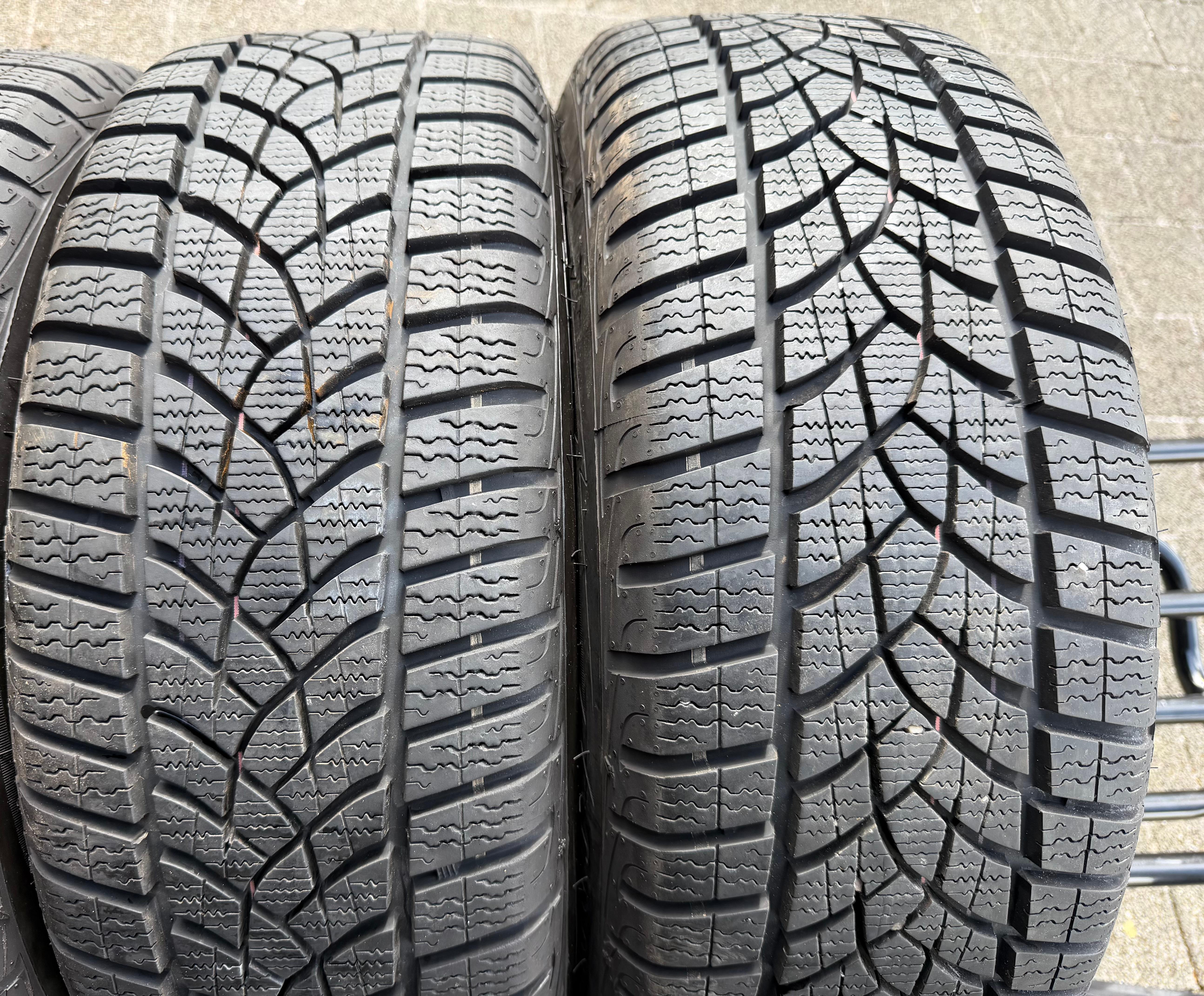4 Winterräder Audi A3 8V Sportback Cabrio  205/55R16 91H Goodyear 8V0601027A 2022