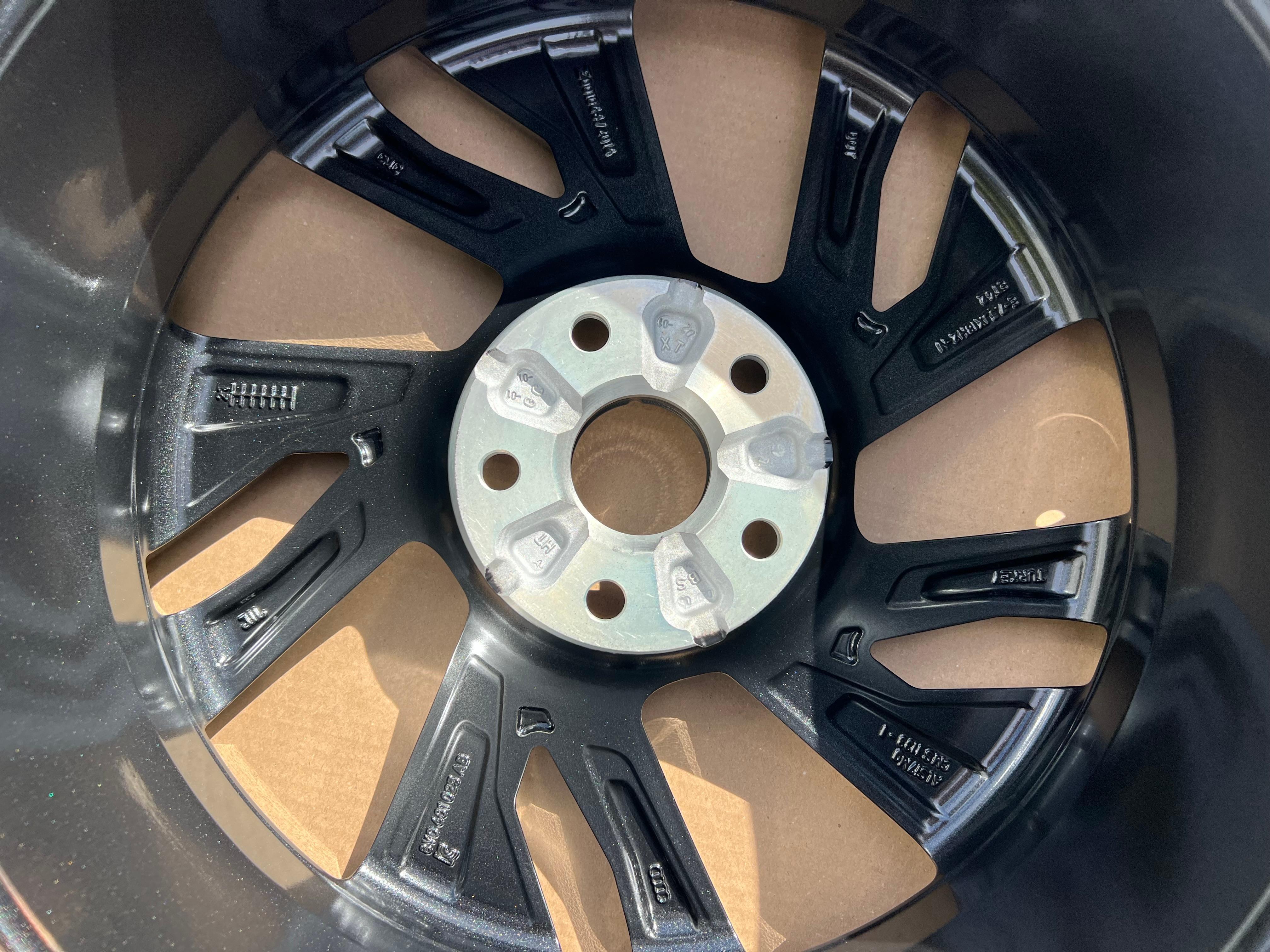 4 ORIGINAL 18" ALUFELGEN FELGEN AUDI A3 S3 8Y 8Y0601025AB 7,5x18 ET42 FREIHAUS