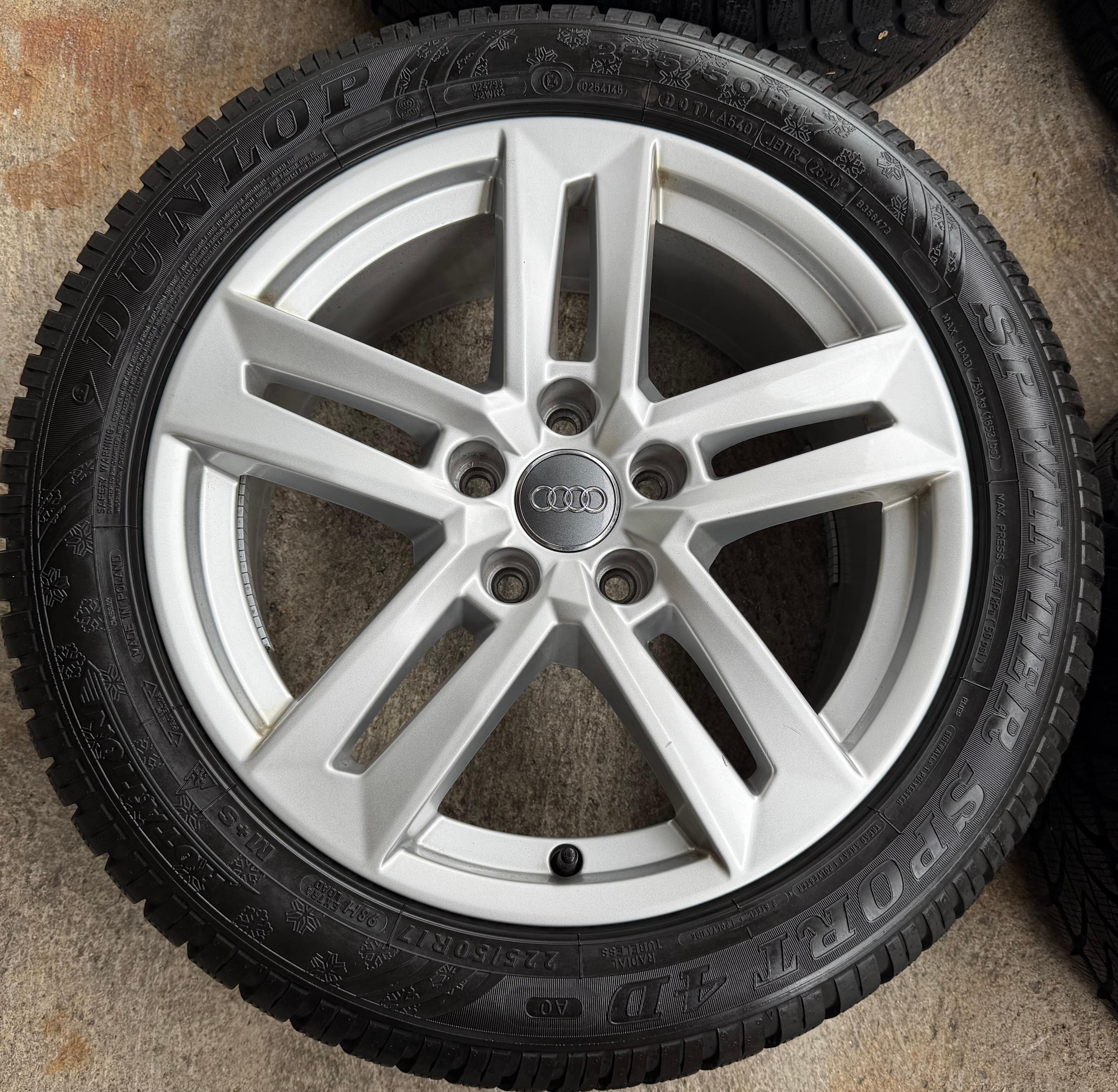 4 Original 17" Alu Winterräder Audi A4 B9 8W 8W0601025P 225/50R17 98H Dunlop