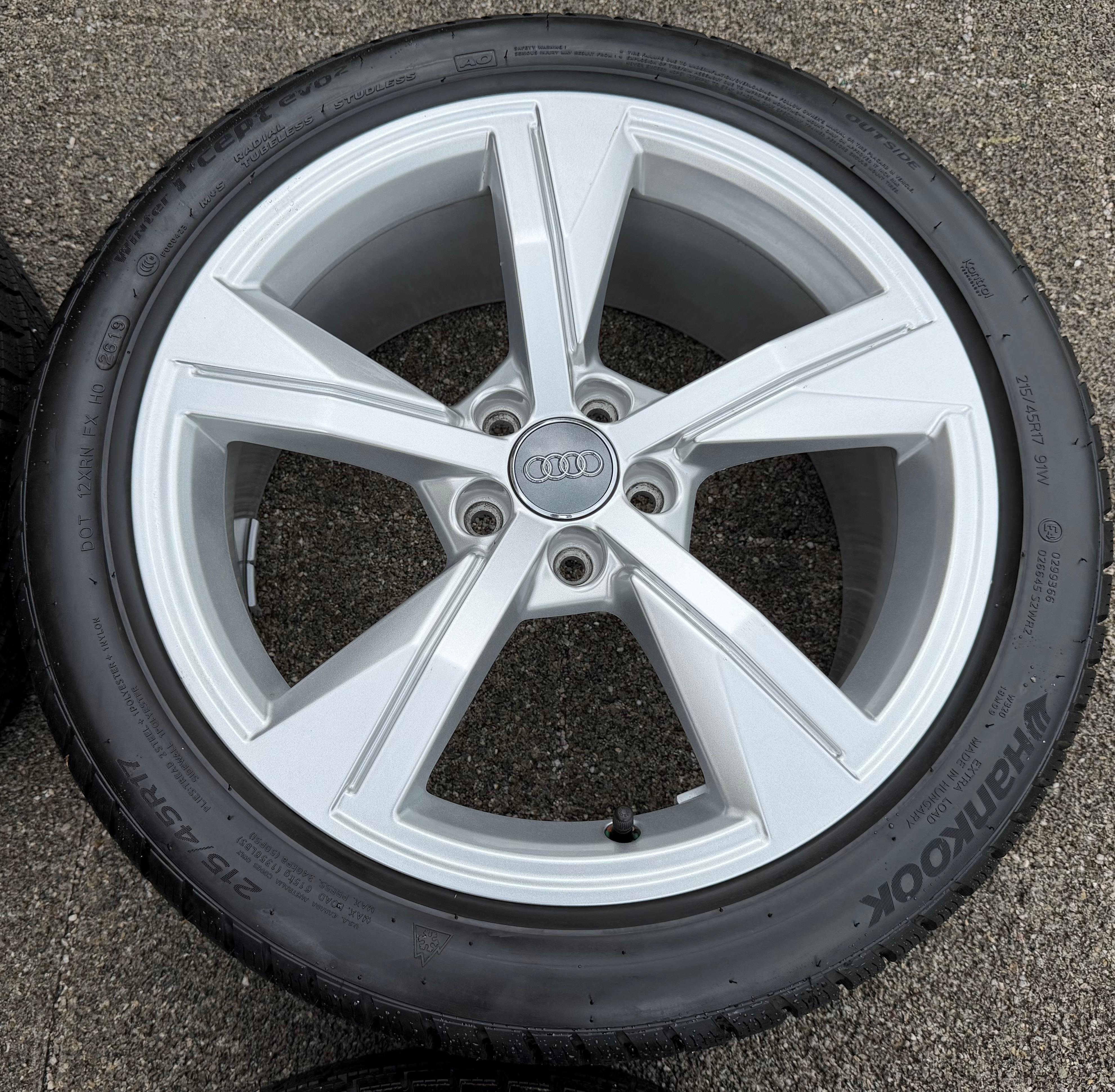 4 RUOTE IN LEGA ORIGINALI DA 17" PER AUDI A1 S1 GB 82A601025G 215/45R17 91W HANKOOK