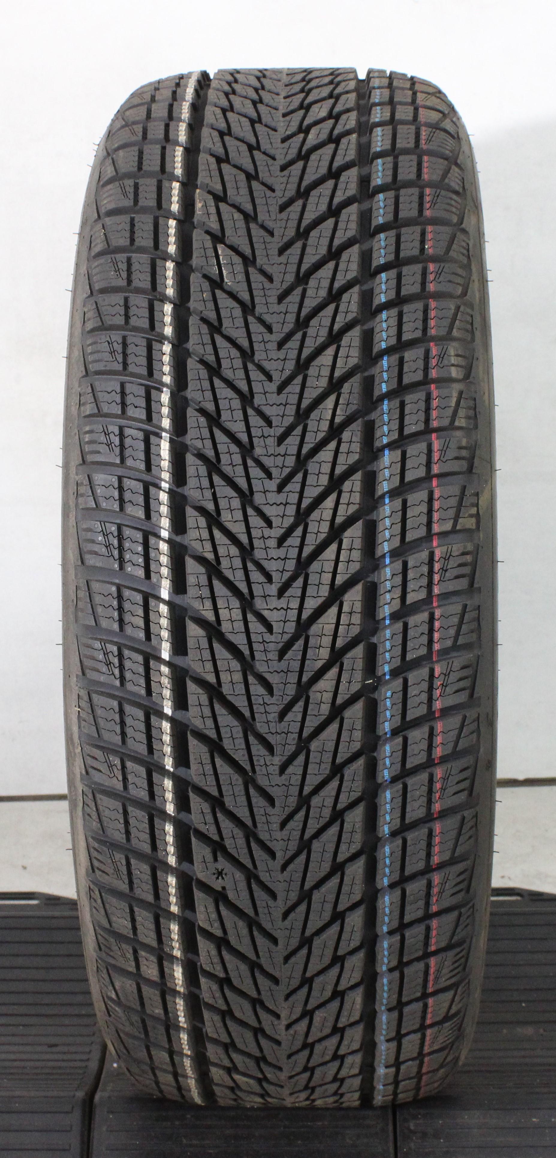 1 x 215/55R17 98H Winterreifen Goodyear Ultra Grip Performance 3 AO 2023 NEU
