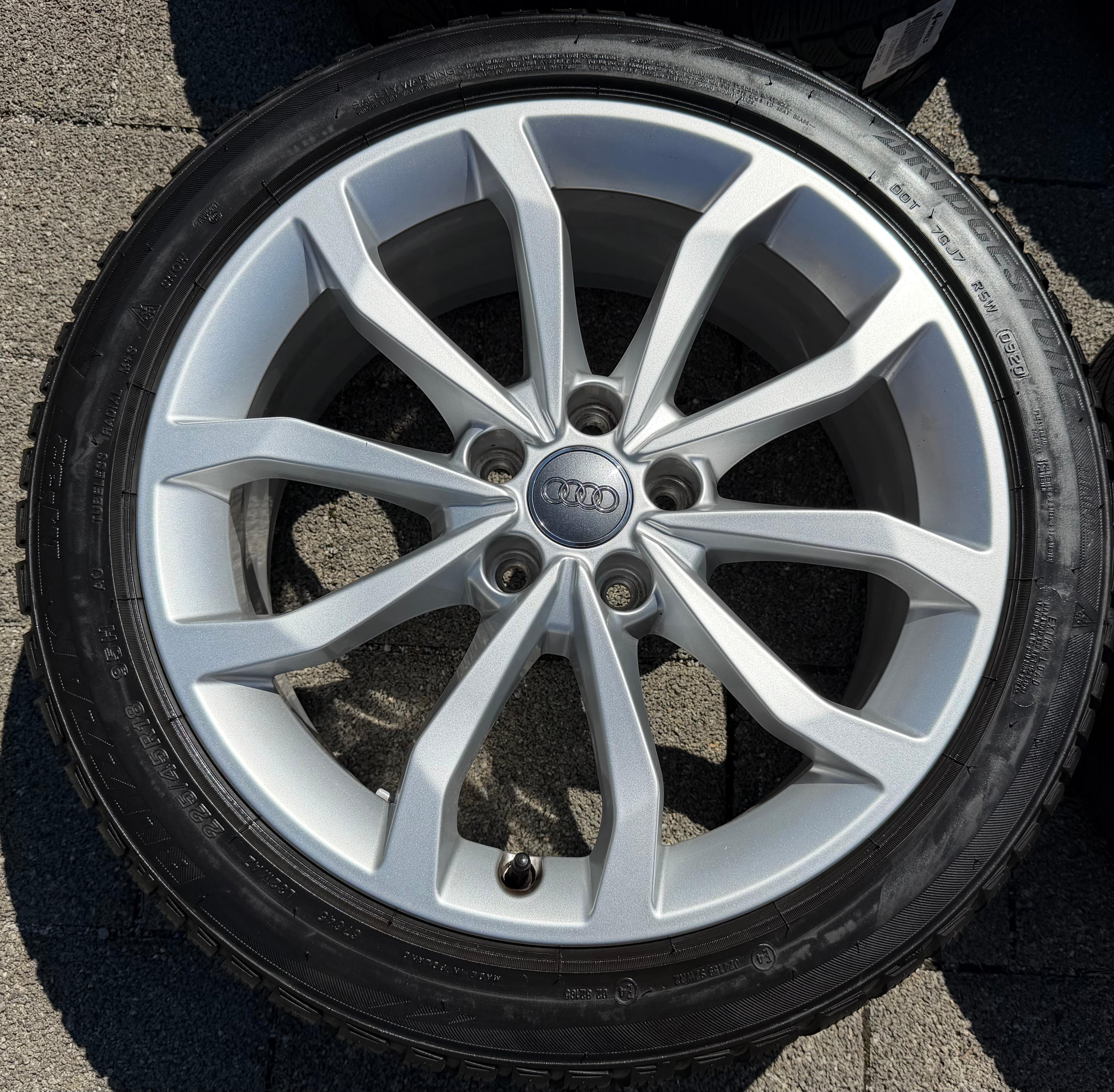 4 Original 18" Alu Winterräder Audi A4 S4 8W 8W0601025ED 225/45R18 95H Bridgestone