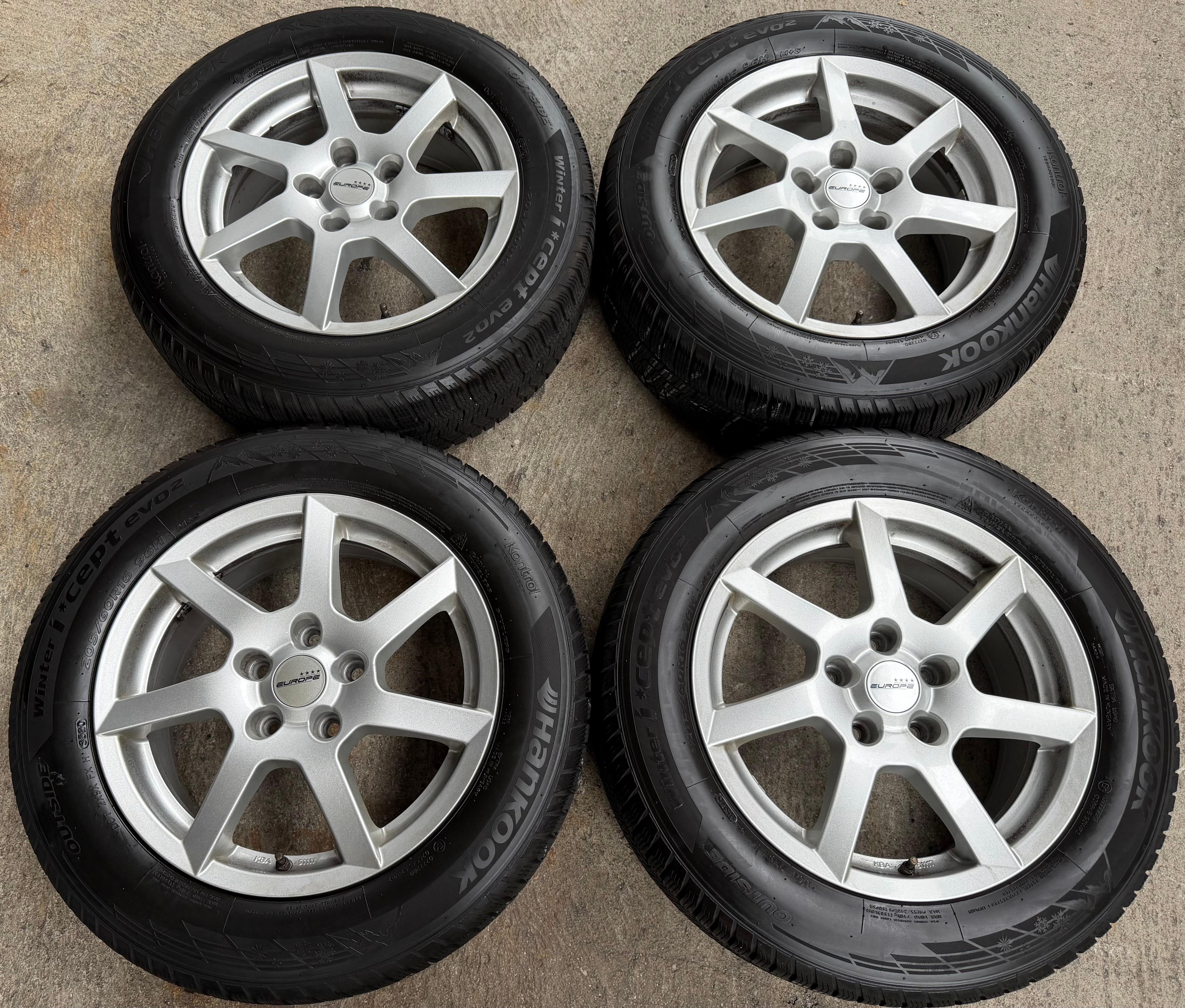 4 Alu Winterräder Audi A4 8K B8 B81 205/60R16 96H Hankook Winter