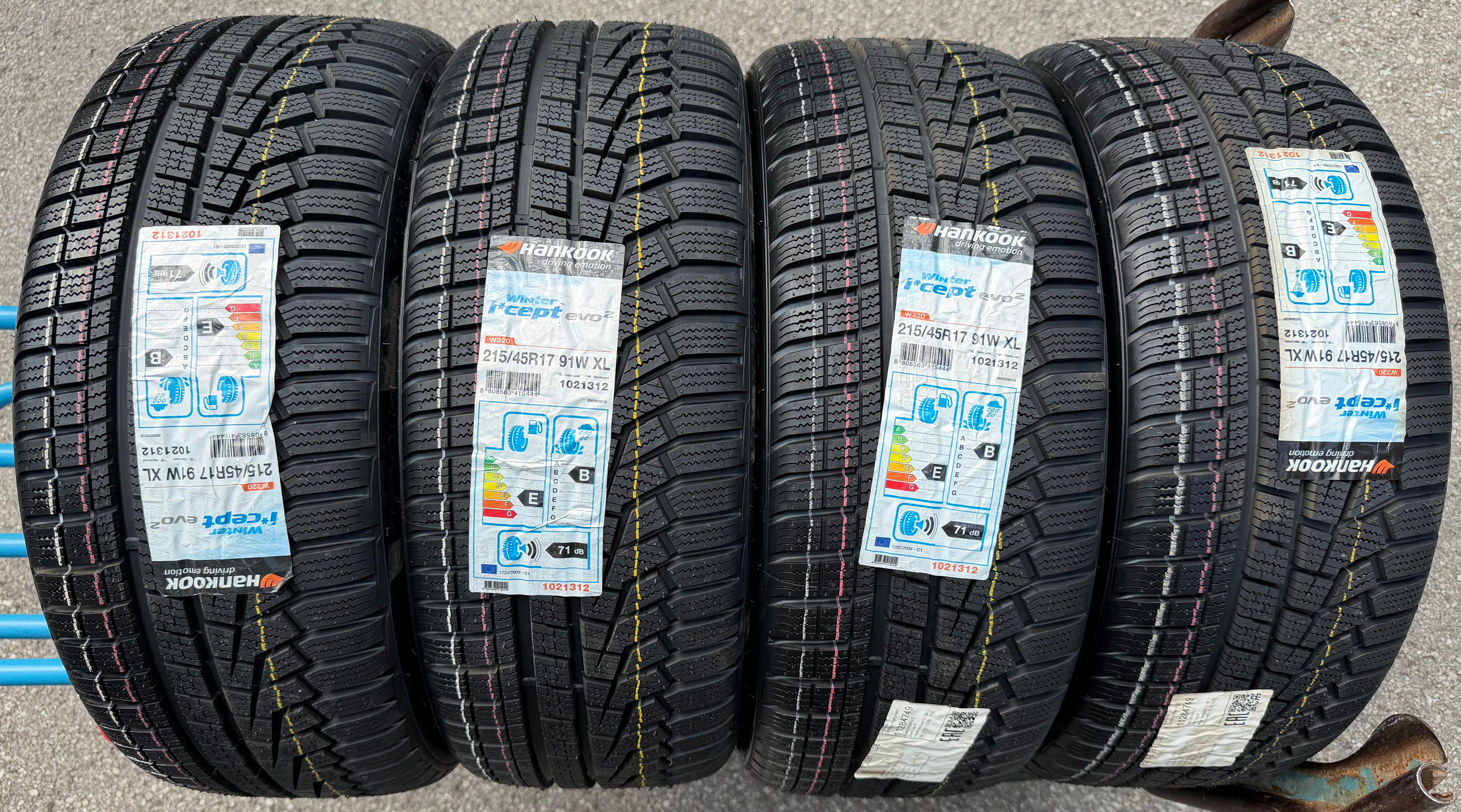 4 ORIGINAL 17" ALU WINTERRÄDER AUDI A1 S1 GB 82A601025G 215/45R17 91W HANKOOK