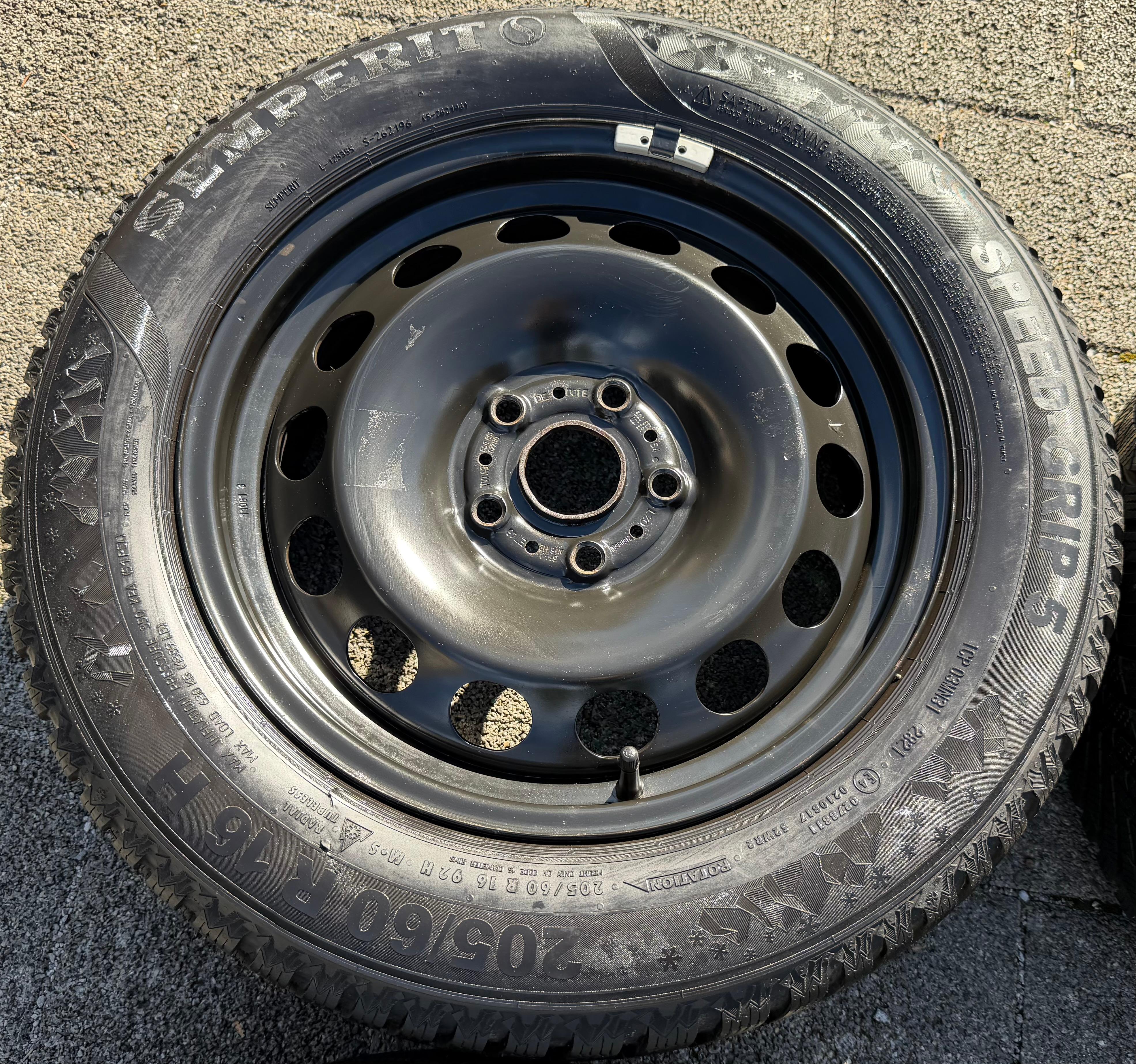 4 Winterräder Skoda Octavia IV 4 NX 205/60R16 96H 5Q0601027BQ Semperit