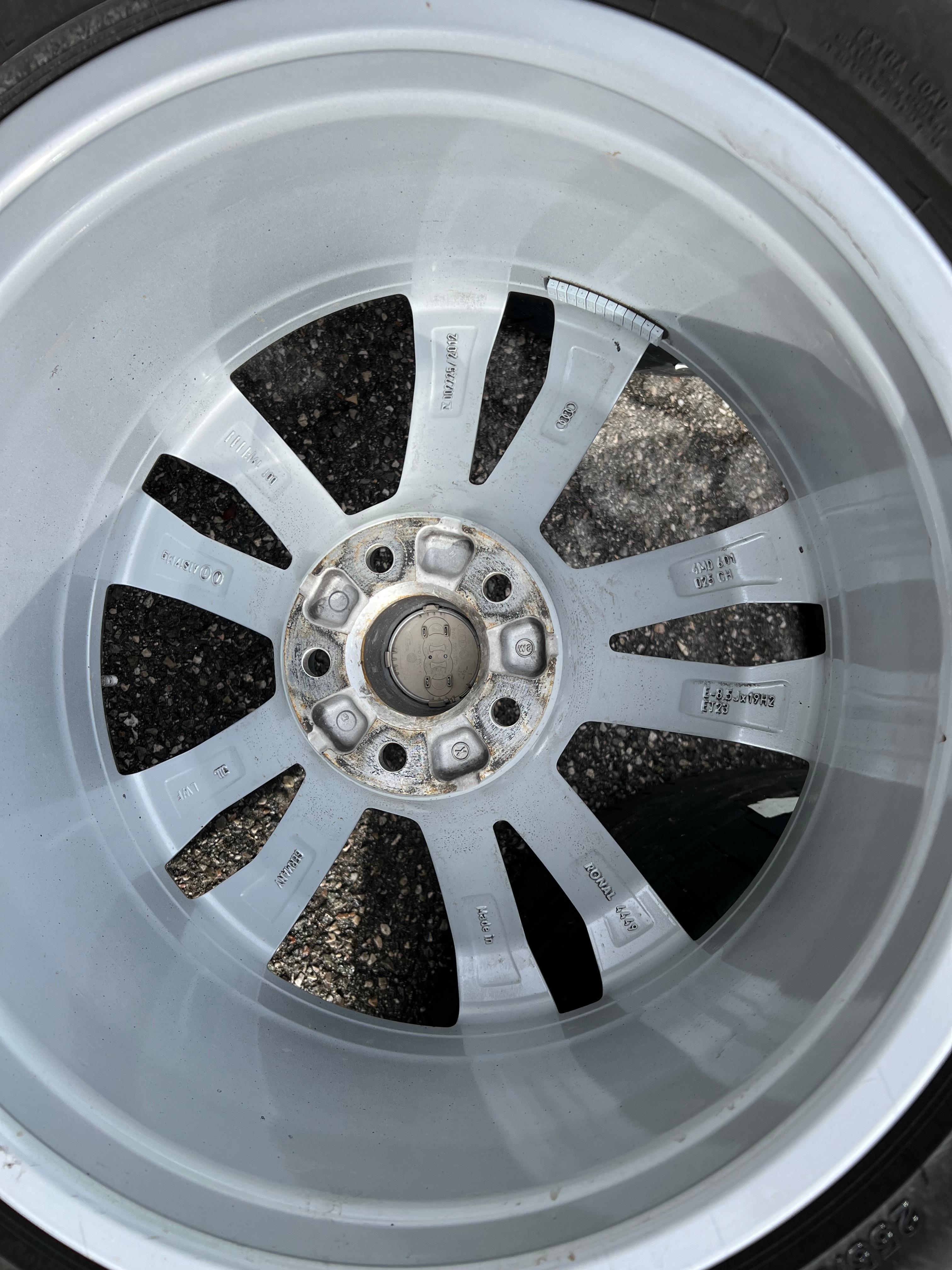 4 ORIGINAL 19" ALU SOMMERRÄDER AUDI Q7 4M 255/55R19 111V 4M0601025C RDKS FREIHAUS
