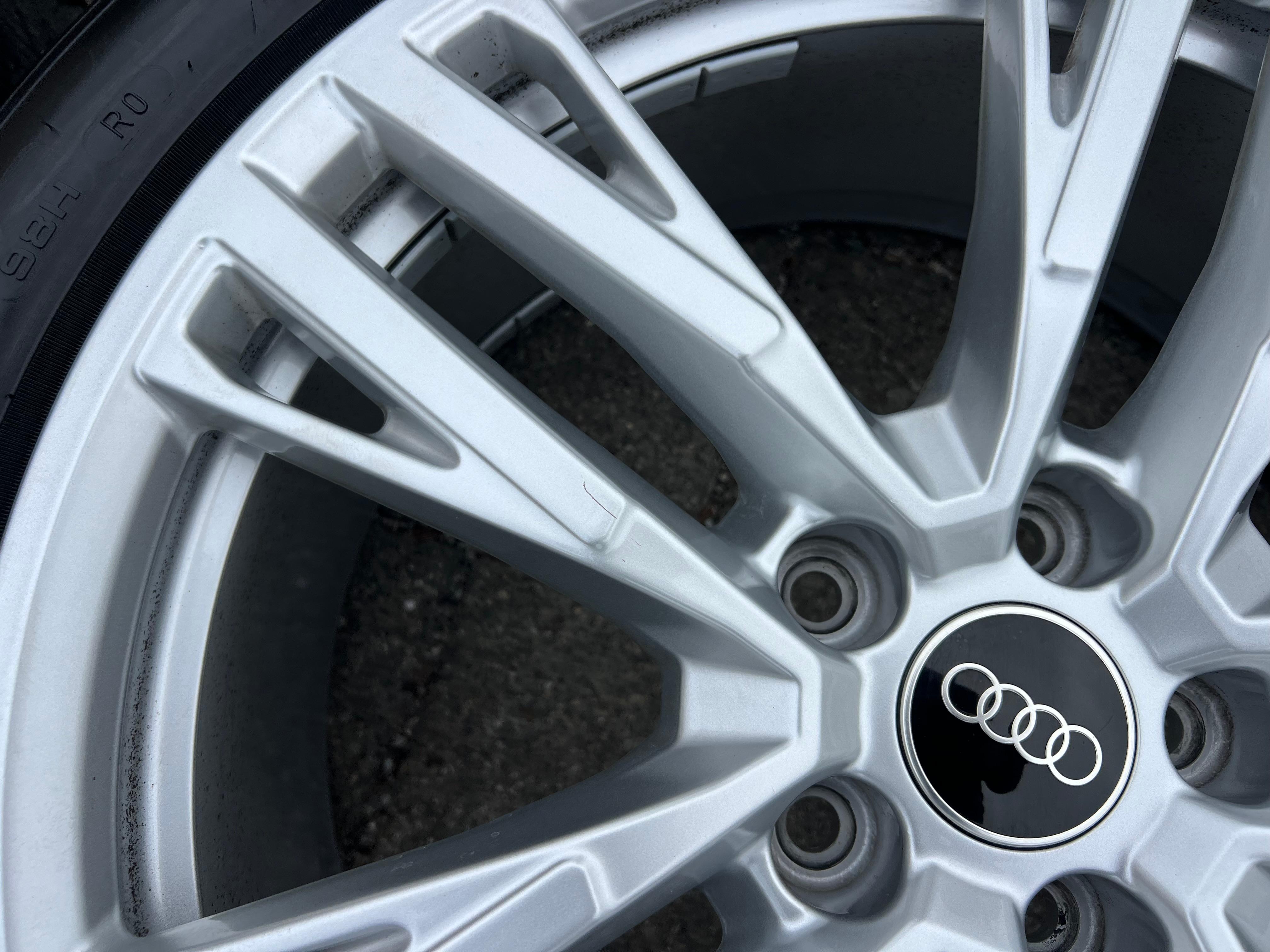 4 ORIGINAL 19" ALU WINTERRÄDER AUDI A5 S5 FU2 B10 8B3601025AS 245/40R19 98H 2024