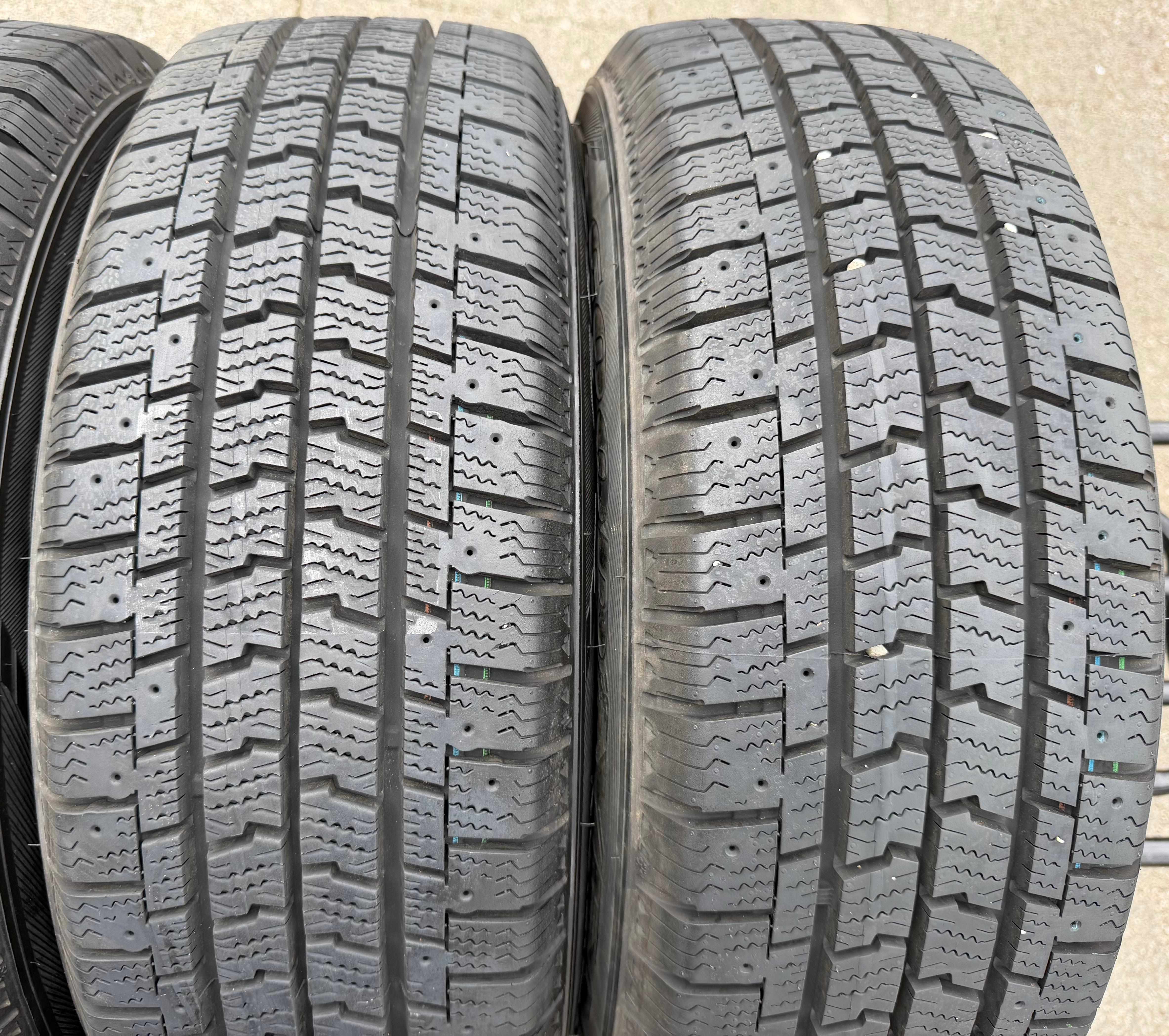 4 x 195/65R16C 104/102T Neumáticos de invierno Goodyear Cargo Ultra Grip 10 mm 2025