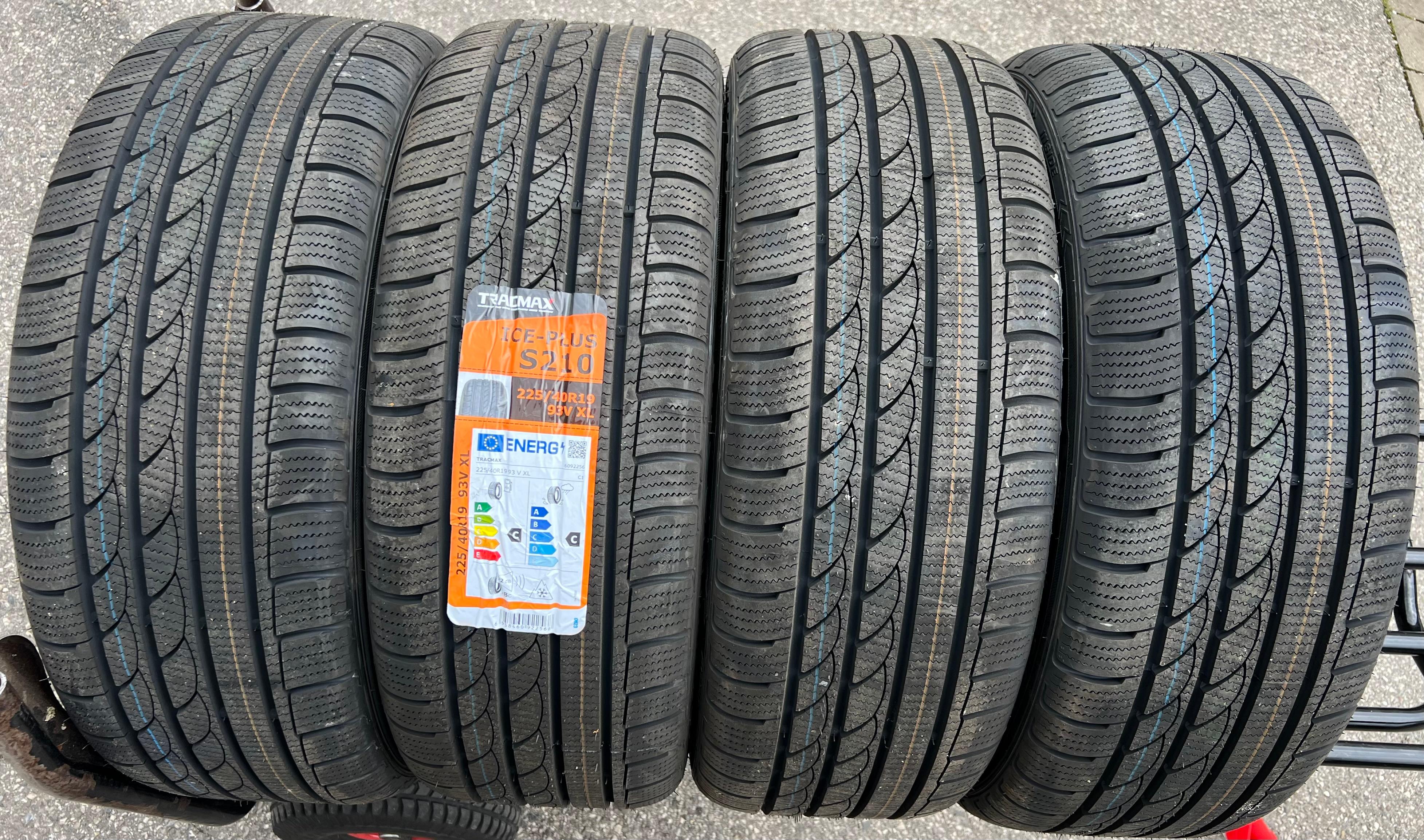 4 x 225/40R19 93V Winterreifen Minerva Ice-Plus S210 2023
