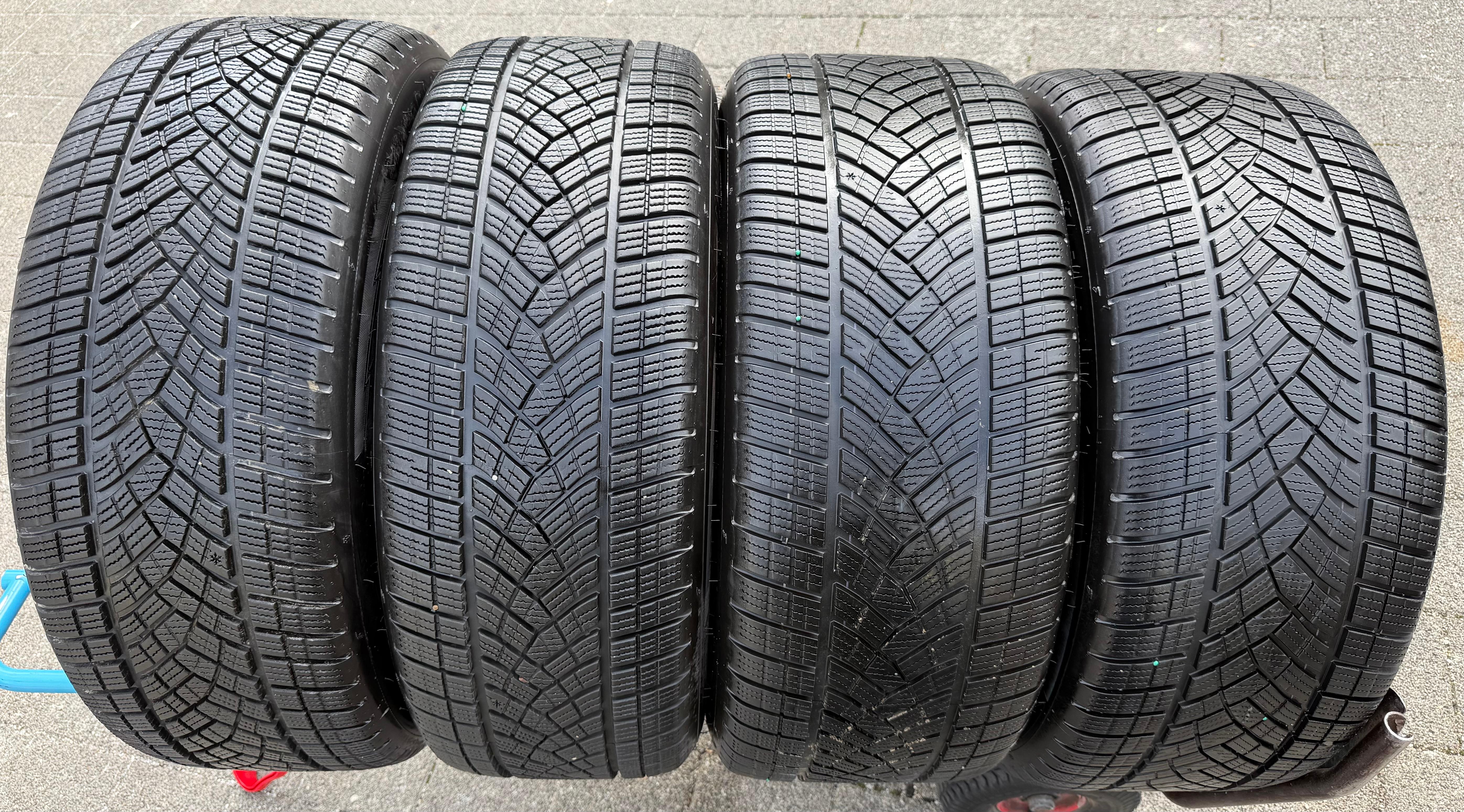 4 RUOTE IN LEGA ORIGINALI DA 20" INVERNALI AUDI Q6 SQ6 E-TRON GF 255/50R20 109V 285/45R20 112V