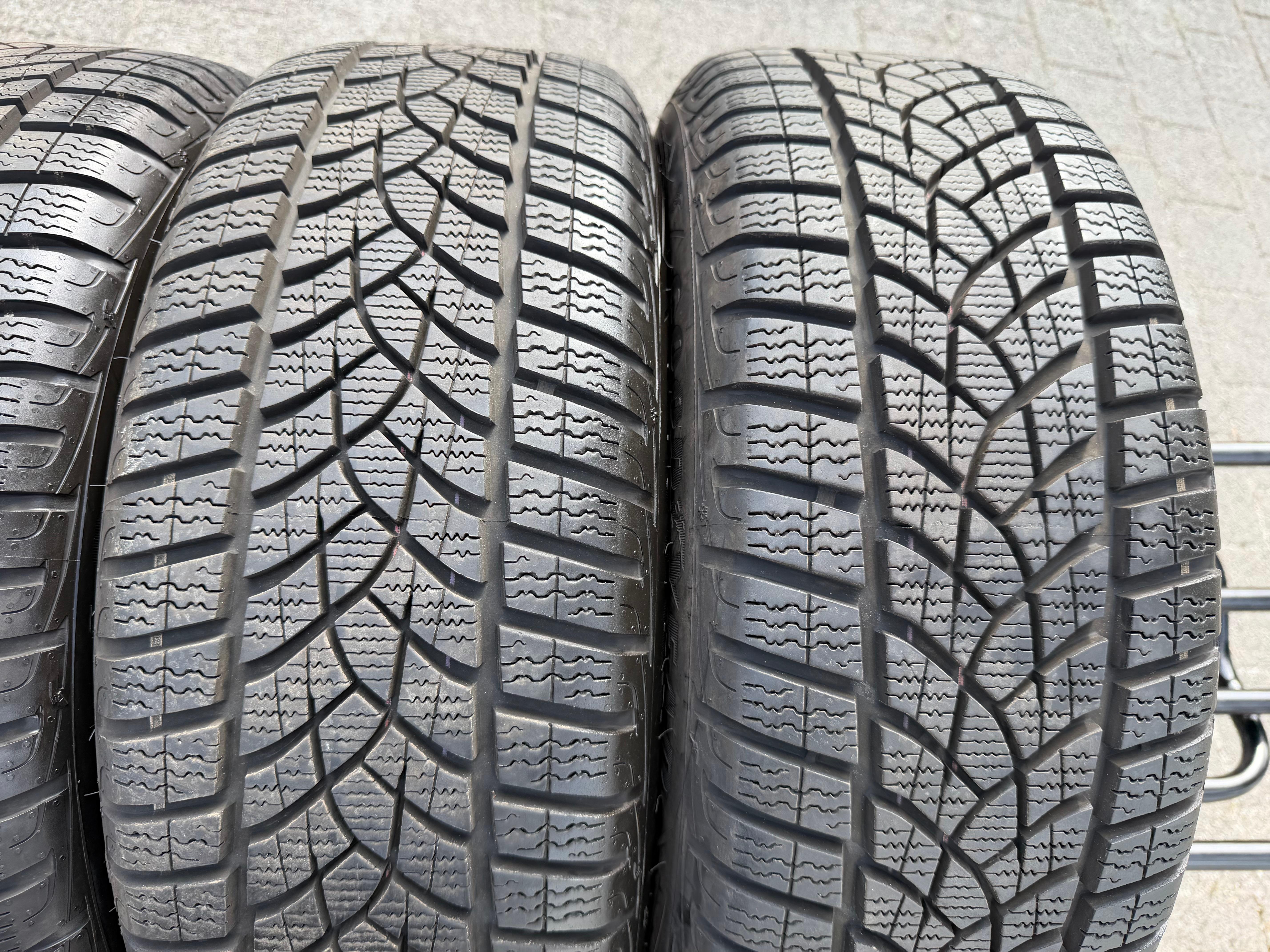 4 Winterräder Audi A3 8V Sportback Cabrio  205/55R16 91H Goodyear 8V0601027A 2021