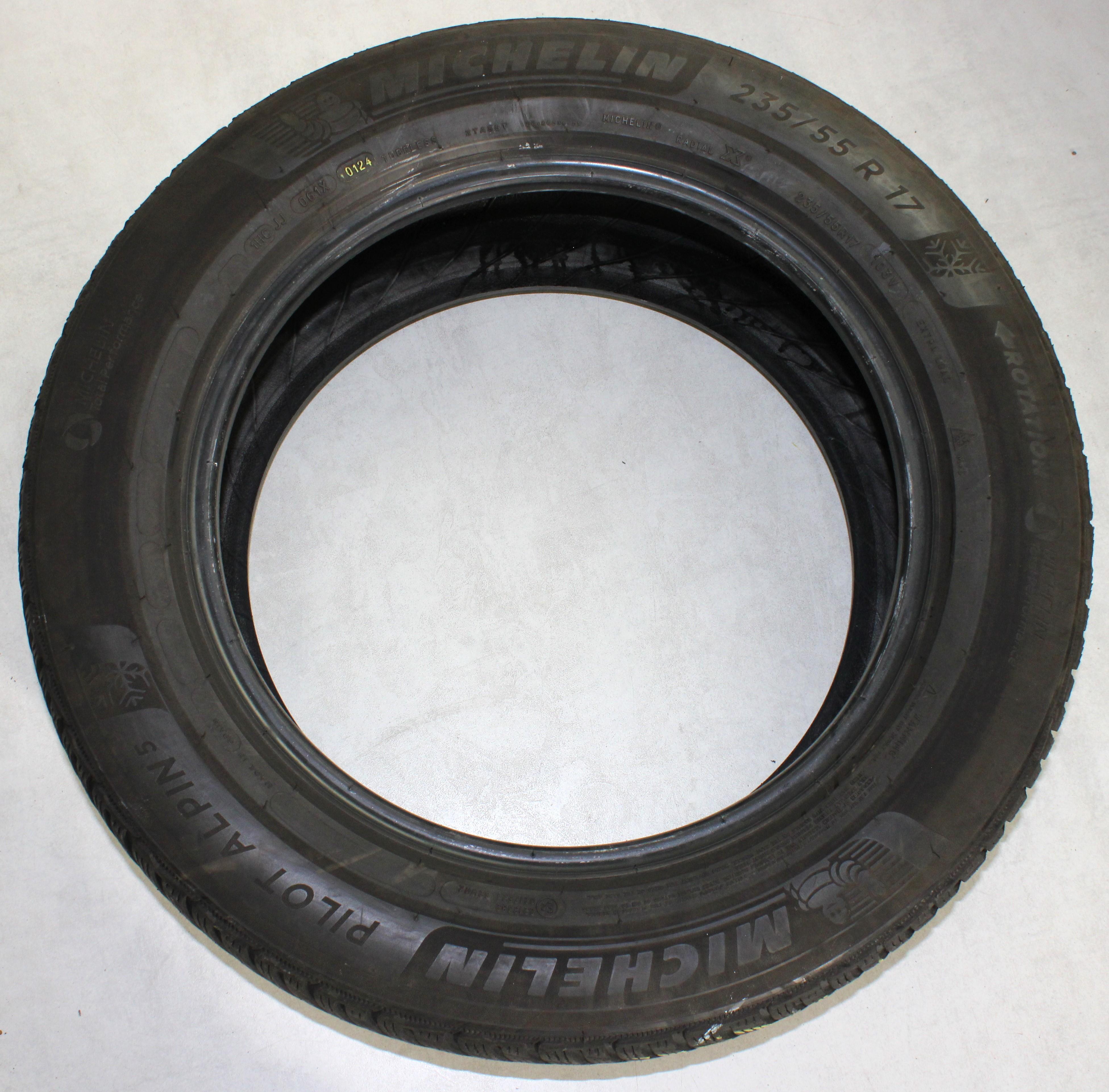 2 x 235/55R17 103V Winterreifen Michelin Pilot Alpin 5 4,5-5mm 2023/2024 XL