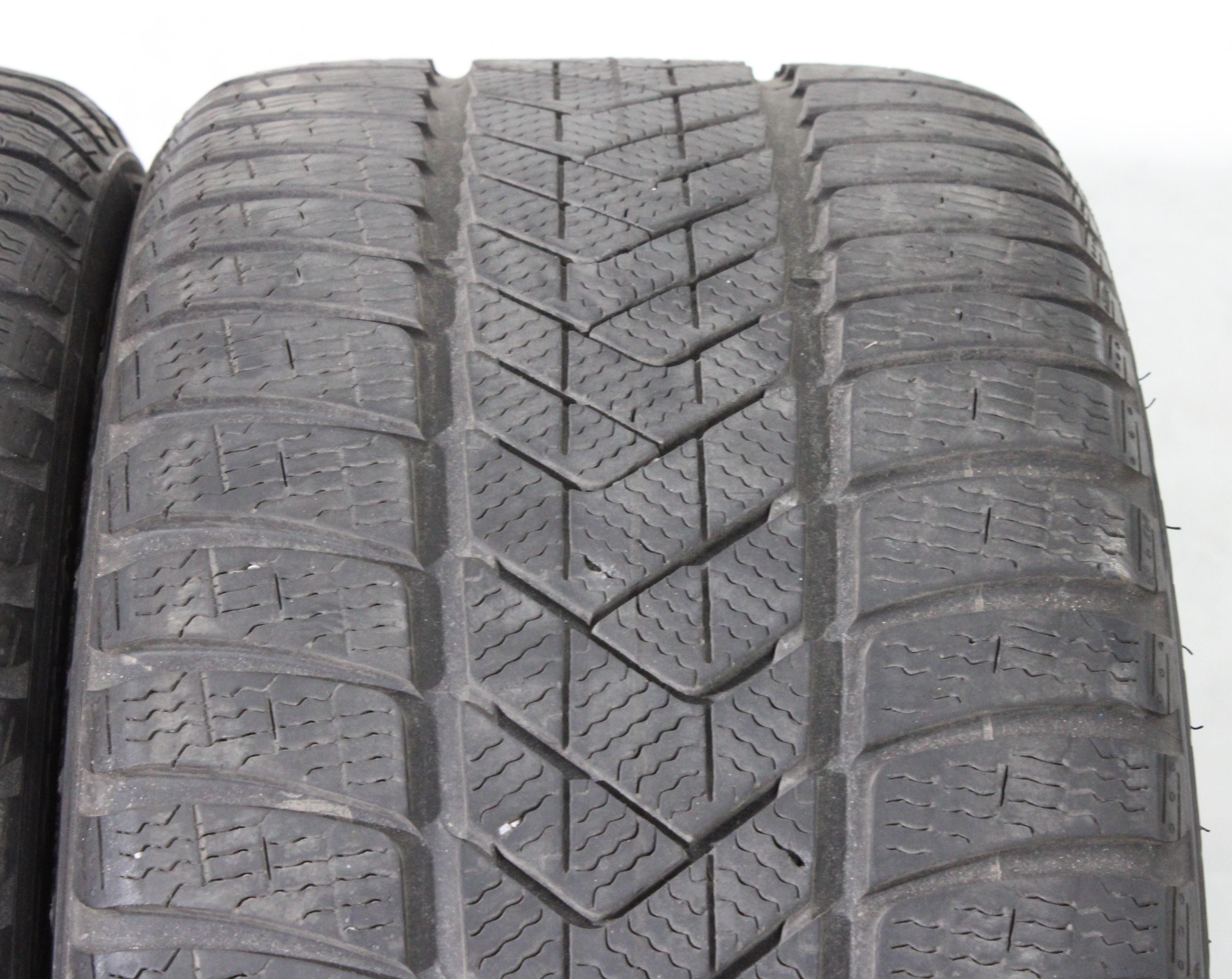 2 x 255/40R18 99V Winterreifen Pirelli Sottozero 3 * Runflat 4,5-5mm 2018/2021