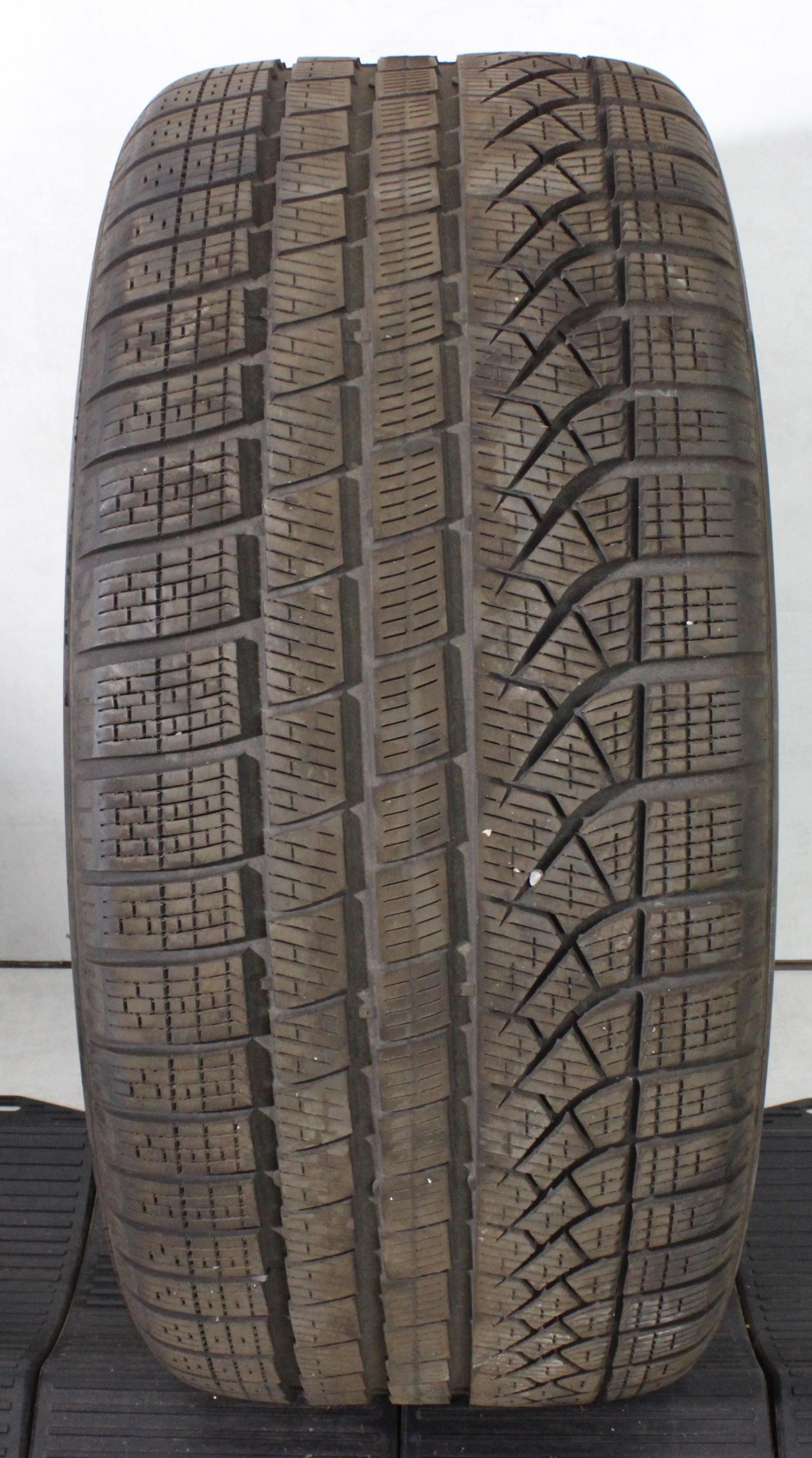 1 x 275/40R19 105H Winterreifen Pirelli Pzero Winter MO* 5,5-6mm 2024