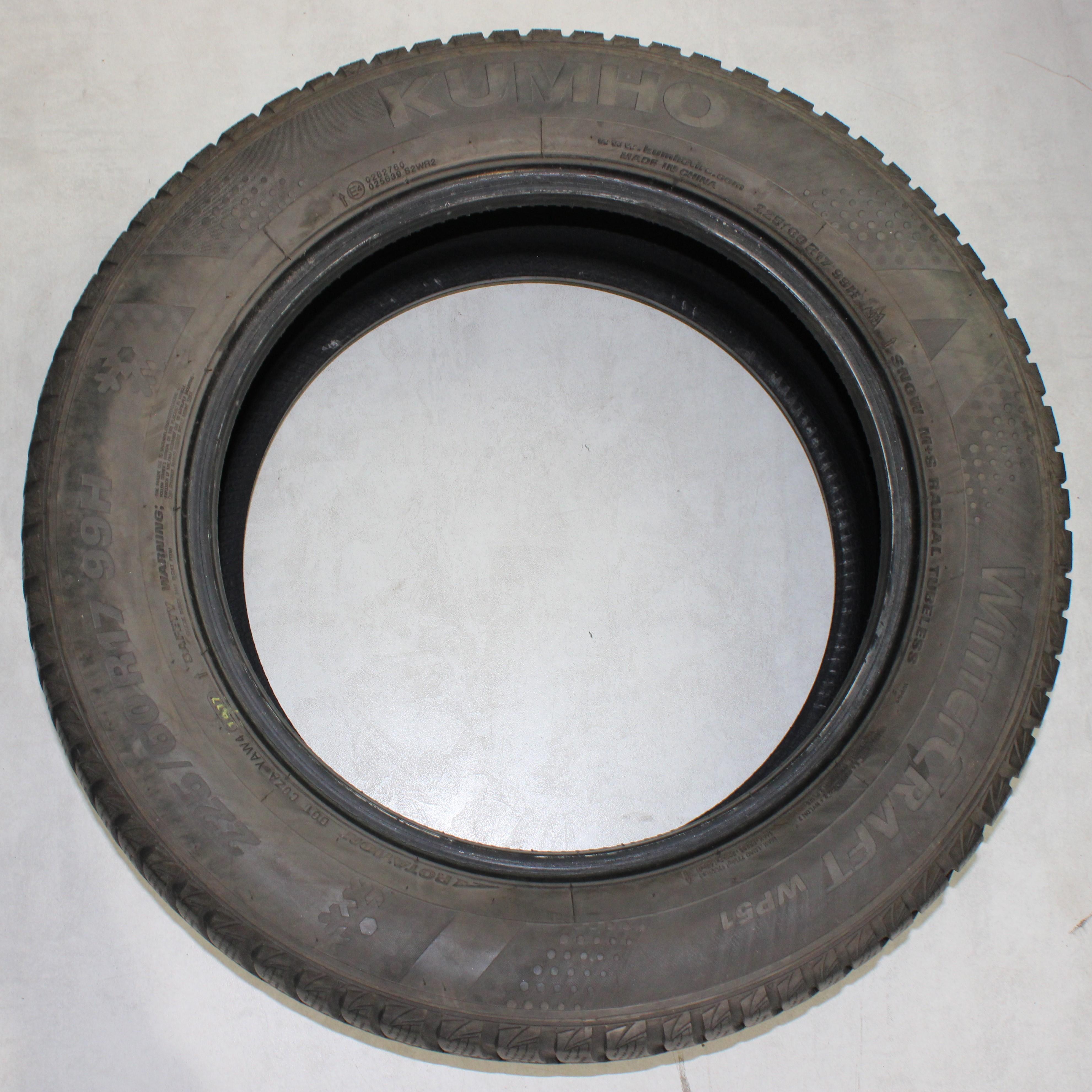 2 x 225/60R17 99H neumáticos de invierno Kumho Wintercraft WP51 5,5-6 mm 2017