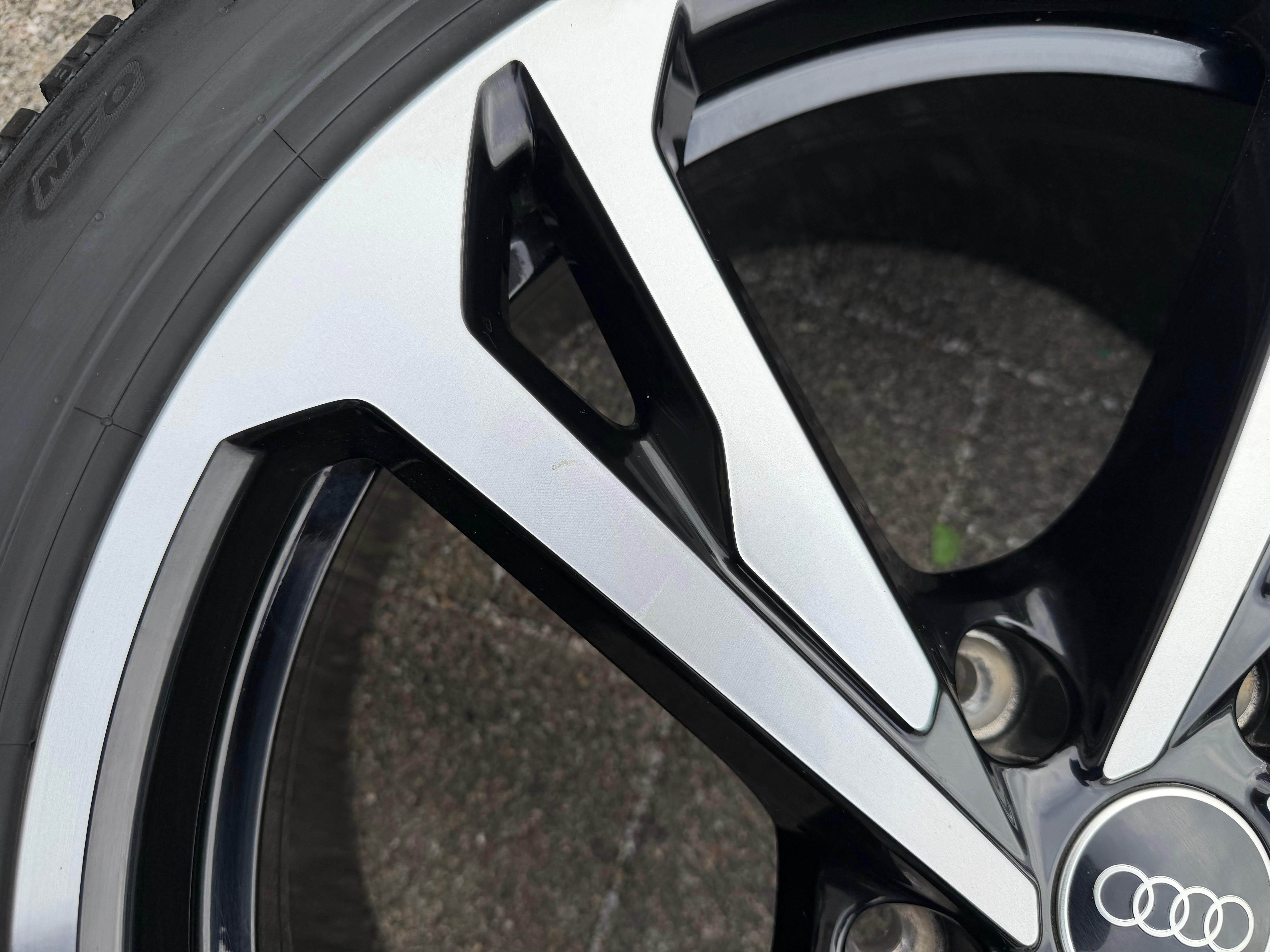 4 ORIGINAL 20" ALU WINTERRÄDER AUDI ETRON E-TRON GT 4J3601025AM 4J3601025AL
