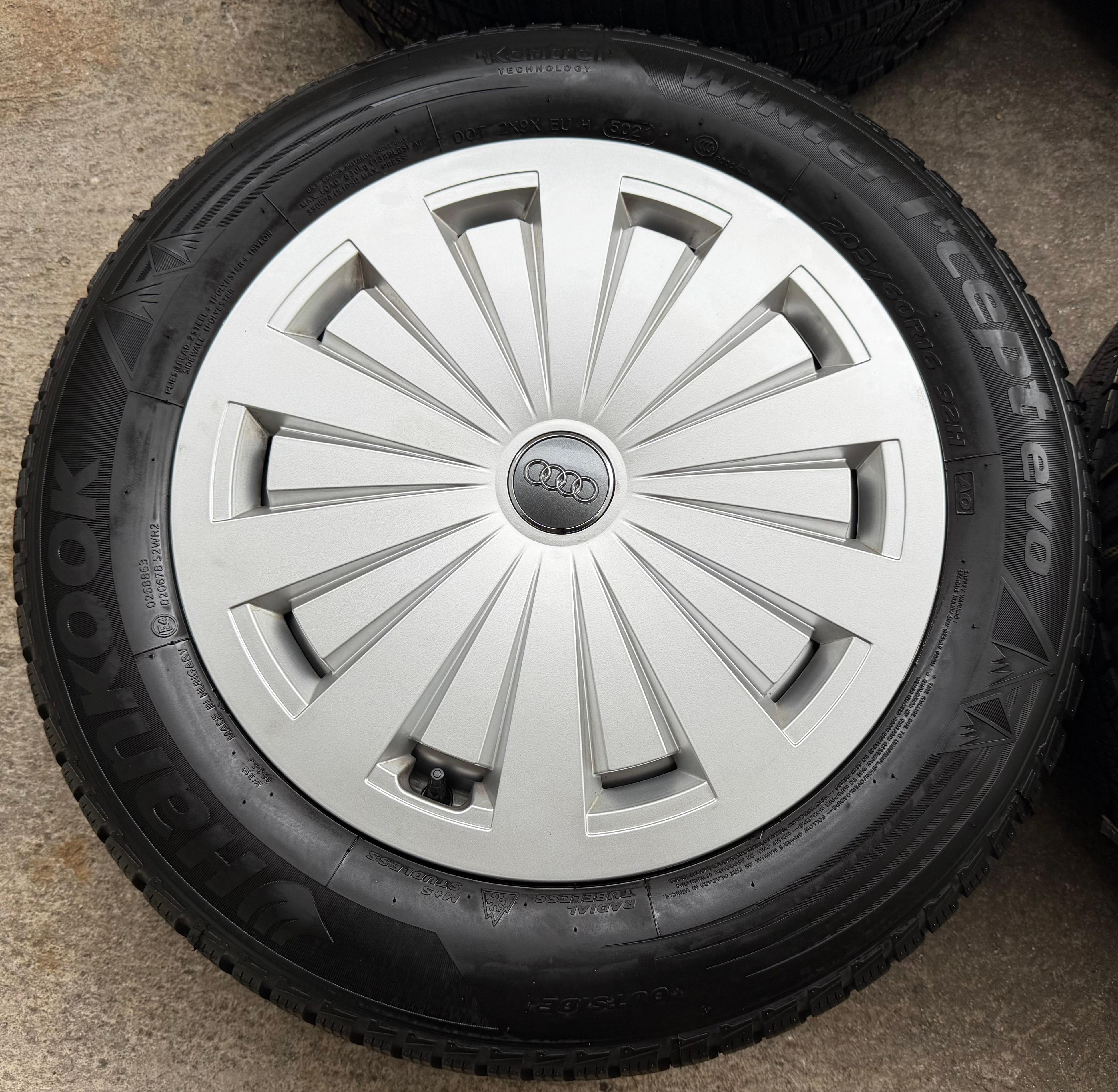 4 Original Alu Winterräder Audi A4 B9 8W 205/60R16 92H 8W0601025 Hankook