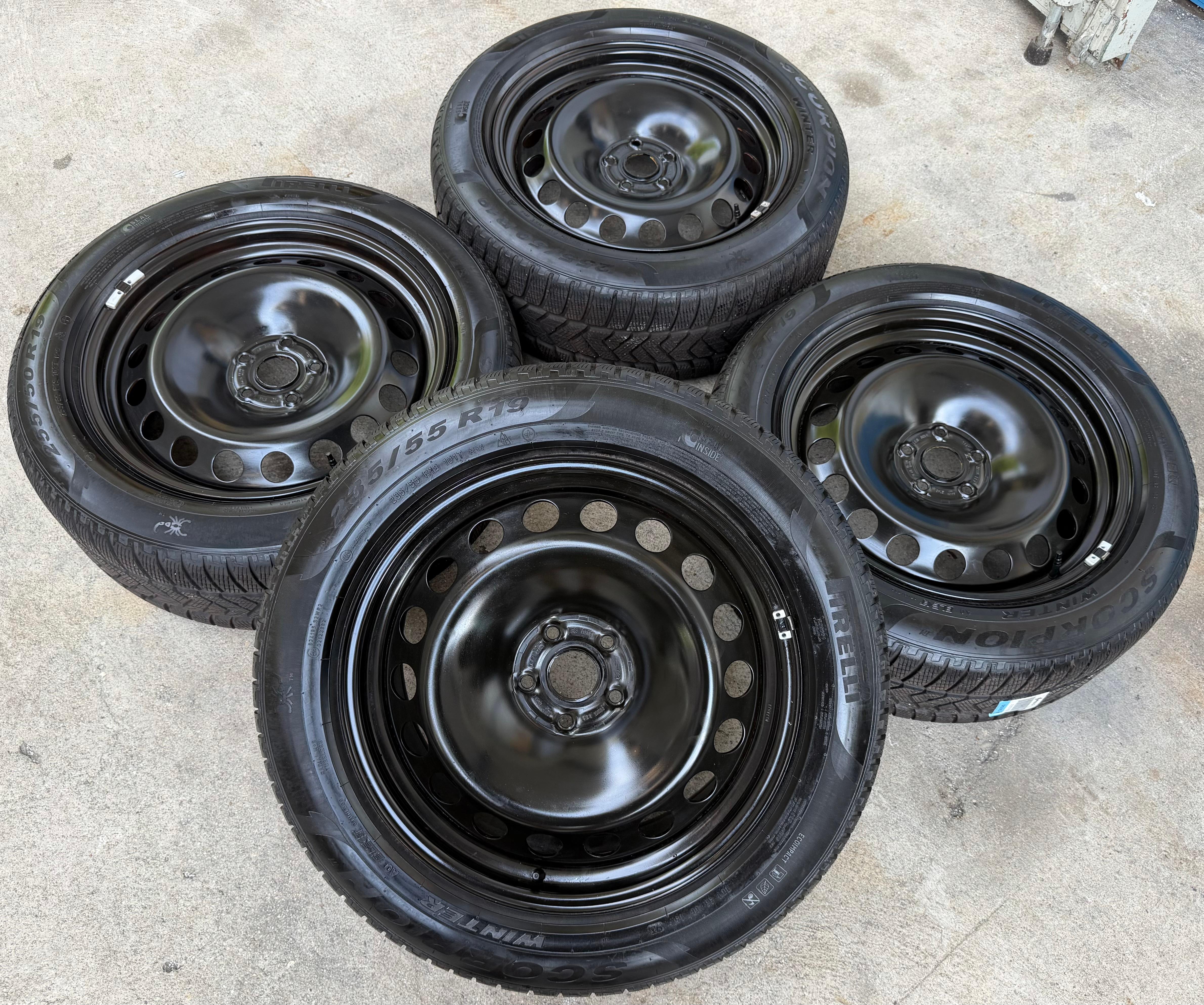 4 Winterräder Audi Q4 Skoda Elroq Enyak VW ID.4 ID.5 1EA601027B PIRELLI 2021