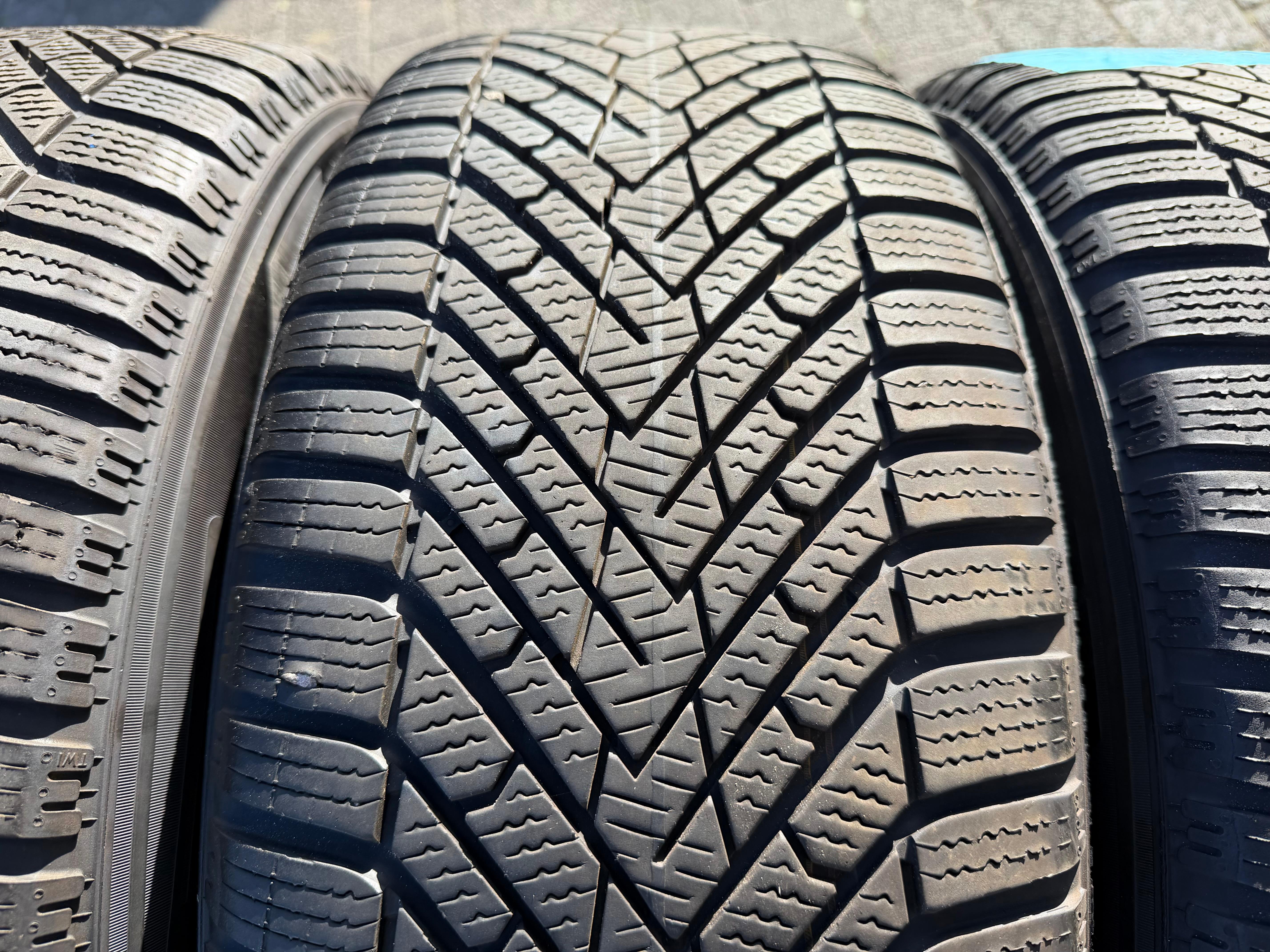 4 Original 18" Alu Winterräder Volvo XC60 II 31423851 235/60R18 107V Pirelli 2025