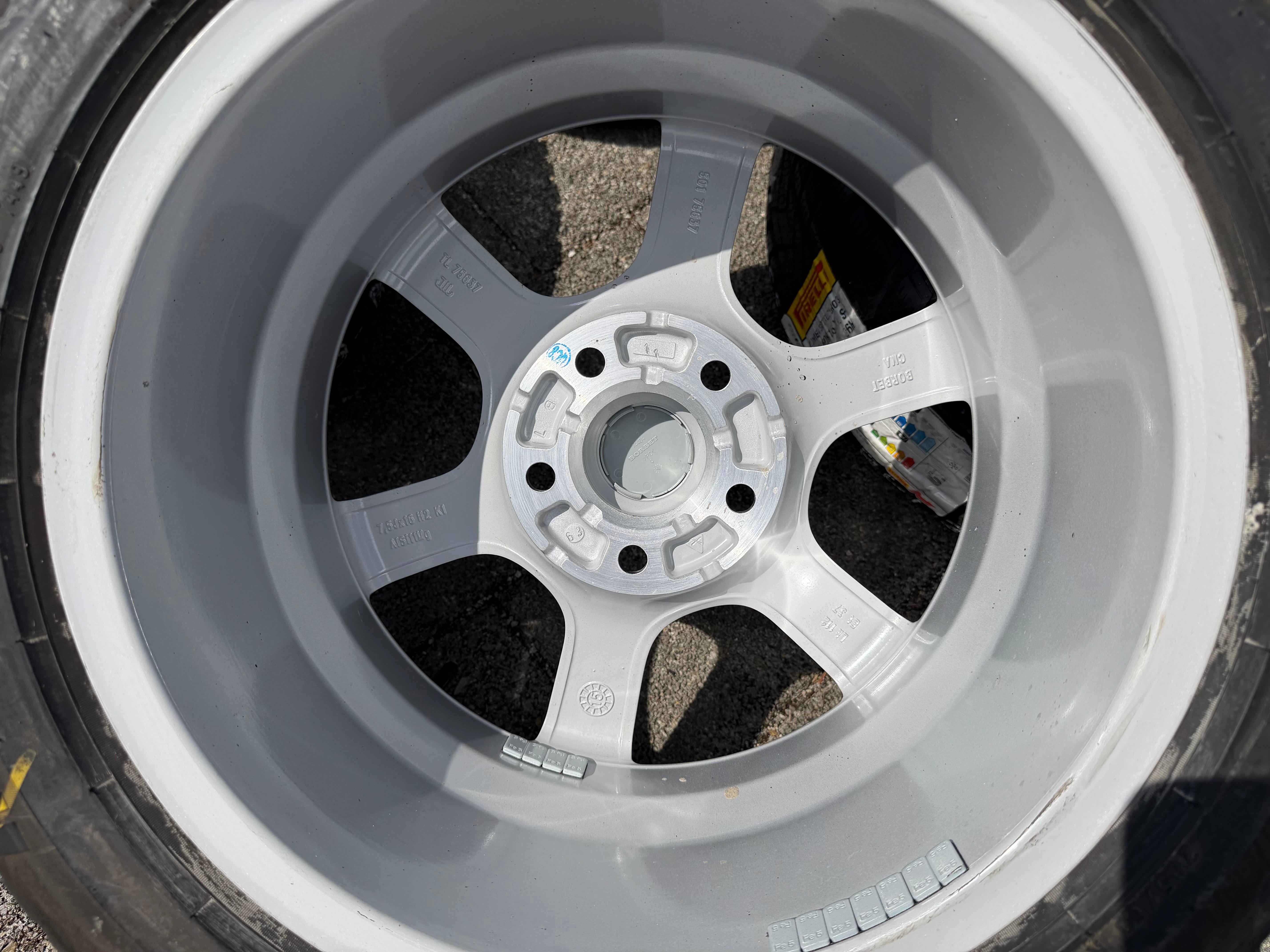 4 Alu Winterräder Audi A4 8K B8 B81 205/60R16 96H Pirelli NEU