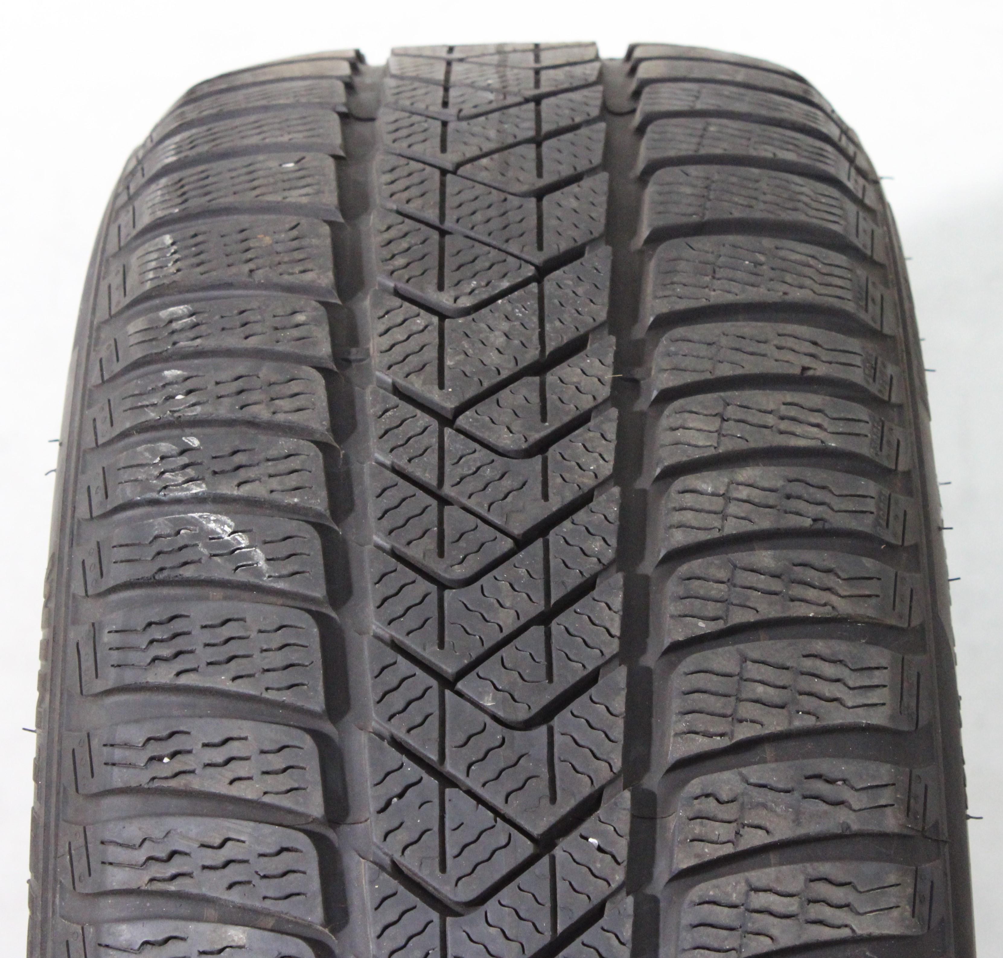 1 x 225/45R19 96V Winterreifen Pirelli Sottozero 3 Runflat 5,5-6mm 2019 *