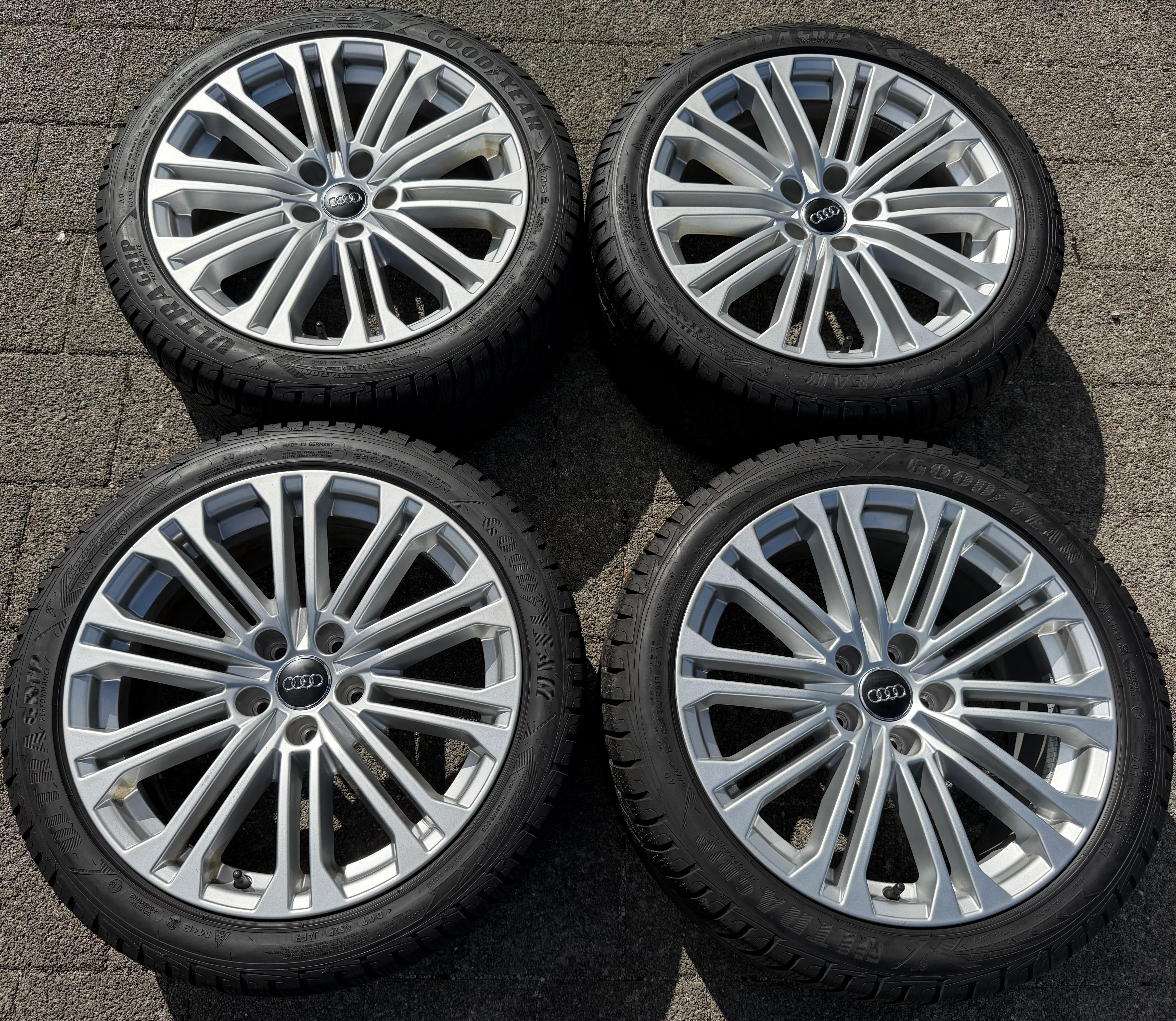 4 Original 18" Alu Winterräder Audi A5 S5 8W F5 245/40R18 97V 8W0601025EE Goodyear
